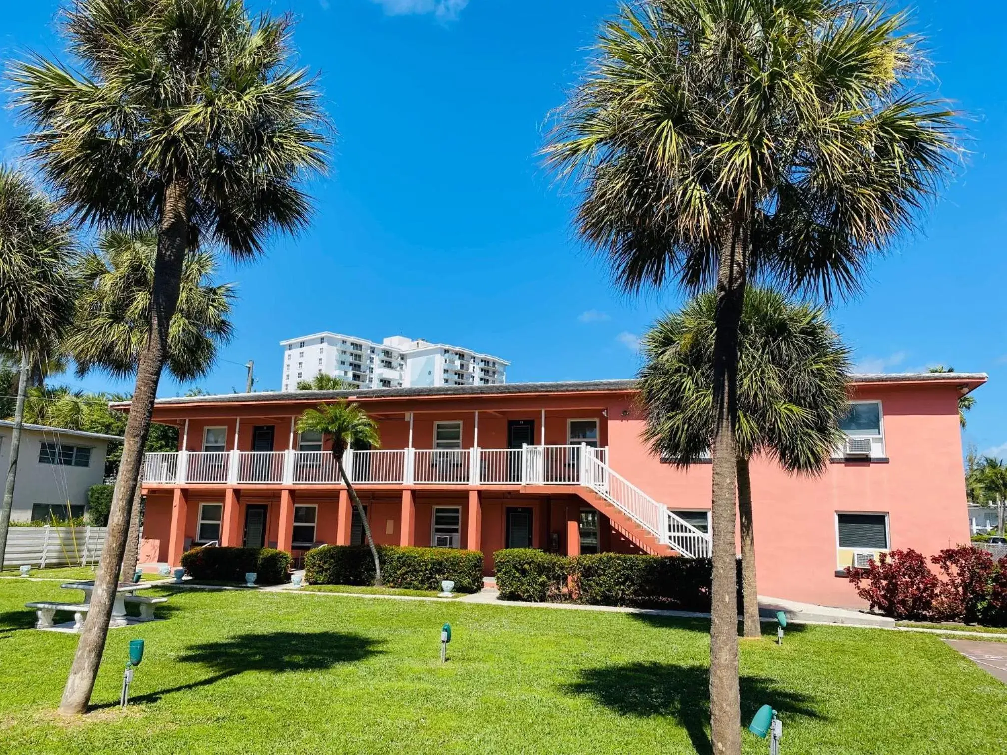 Garden, Property Building in Rolo Beach Hotel