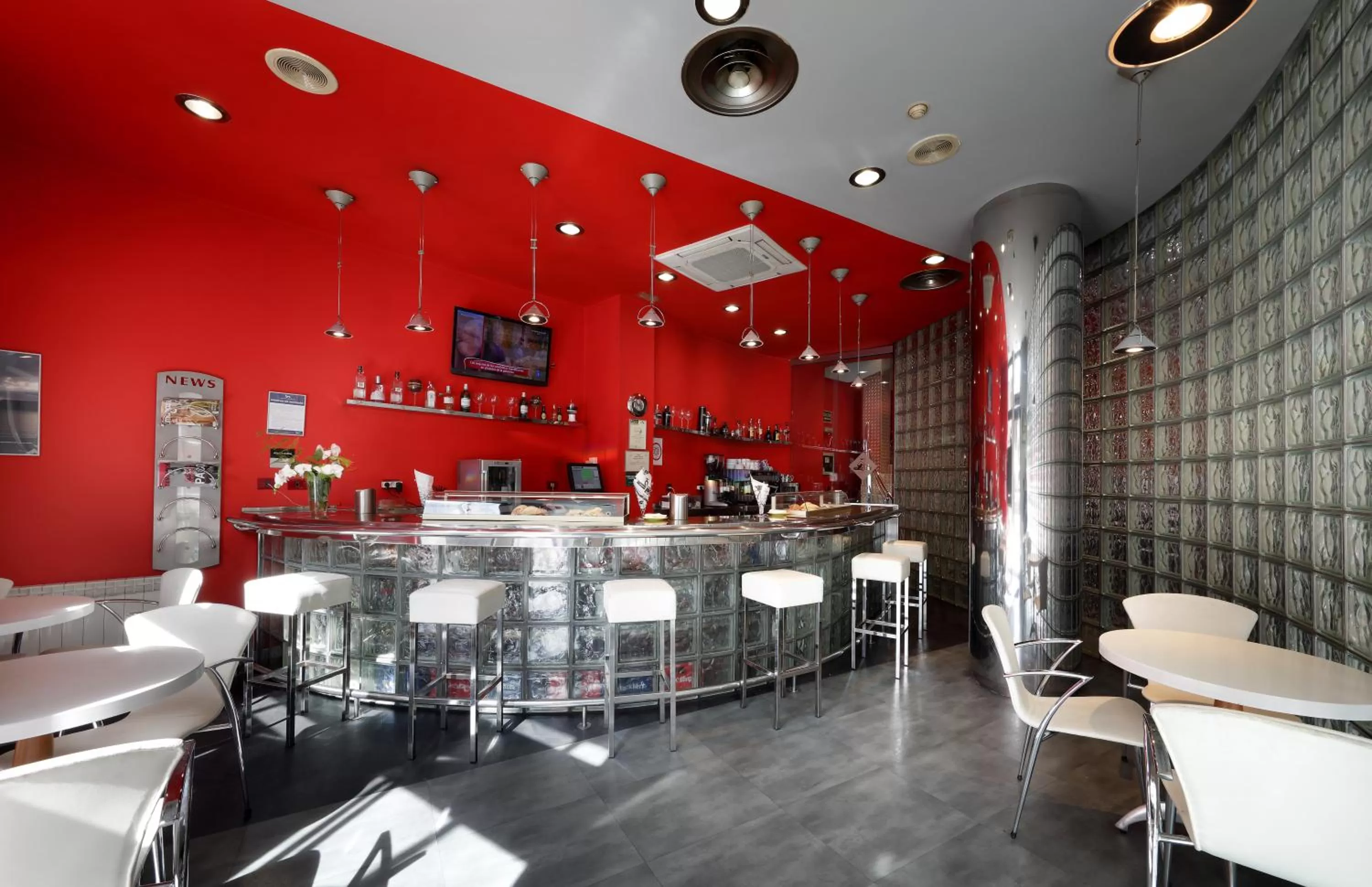 Lounge or bar in Exe Hotel El Magistral