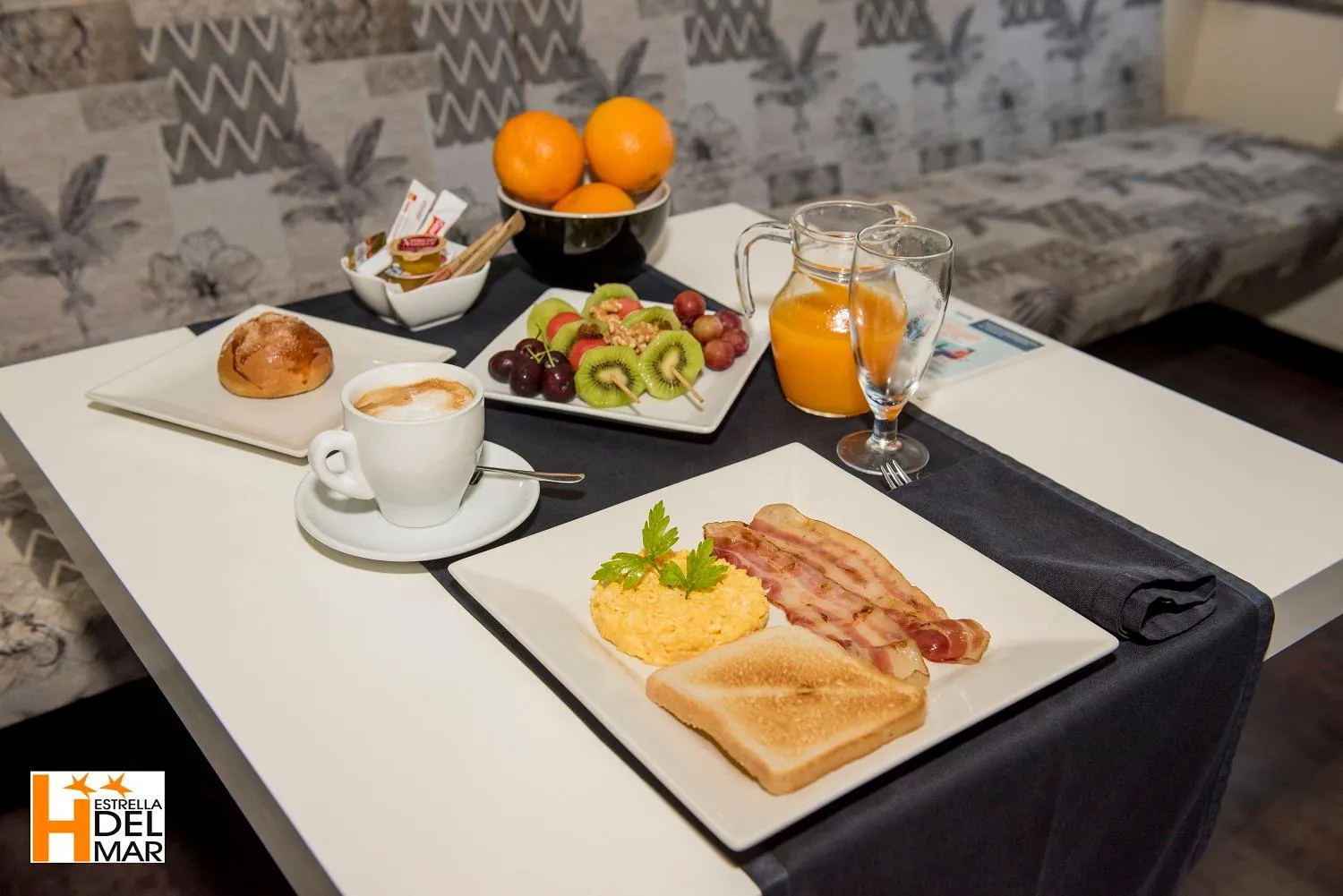 Breakfast in Hotel Boutique Estrella del Mar