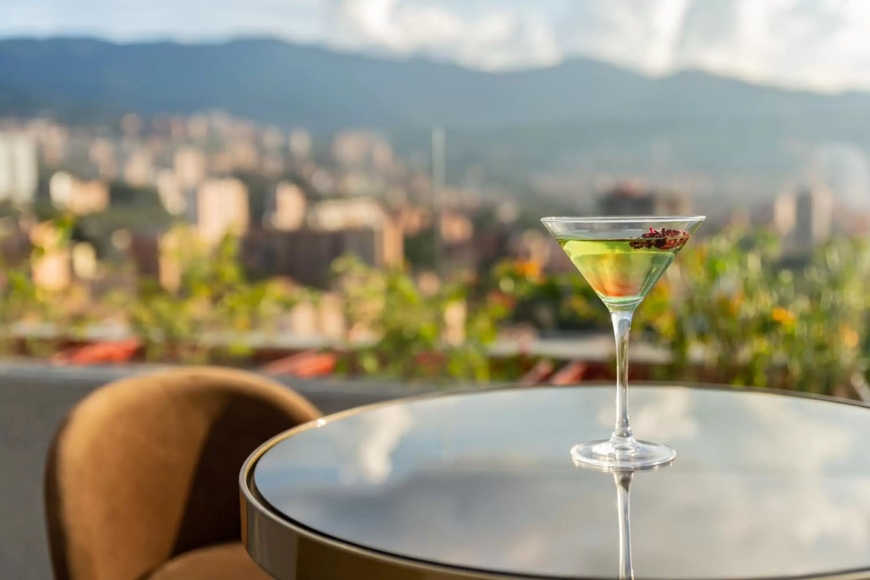 Alcoholic drinks in Hotel York Luxury Suites Medellin by Preferred