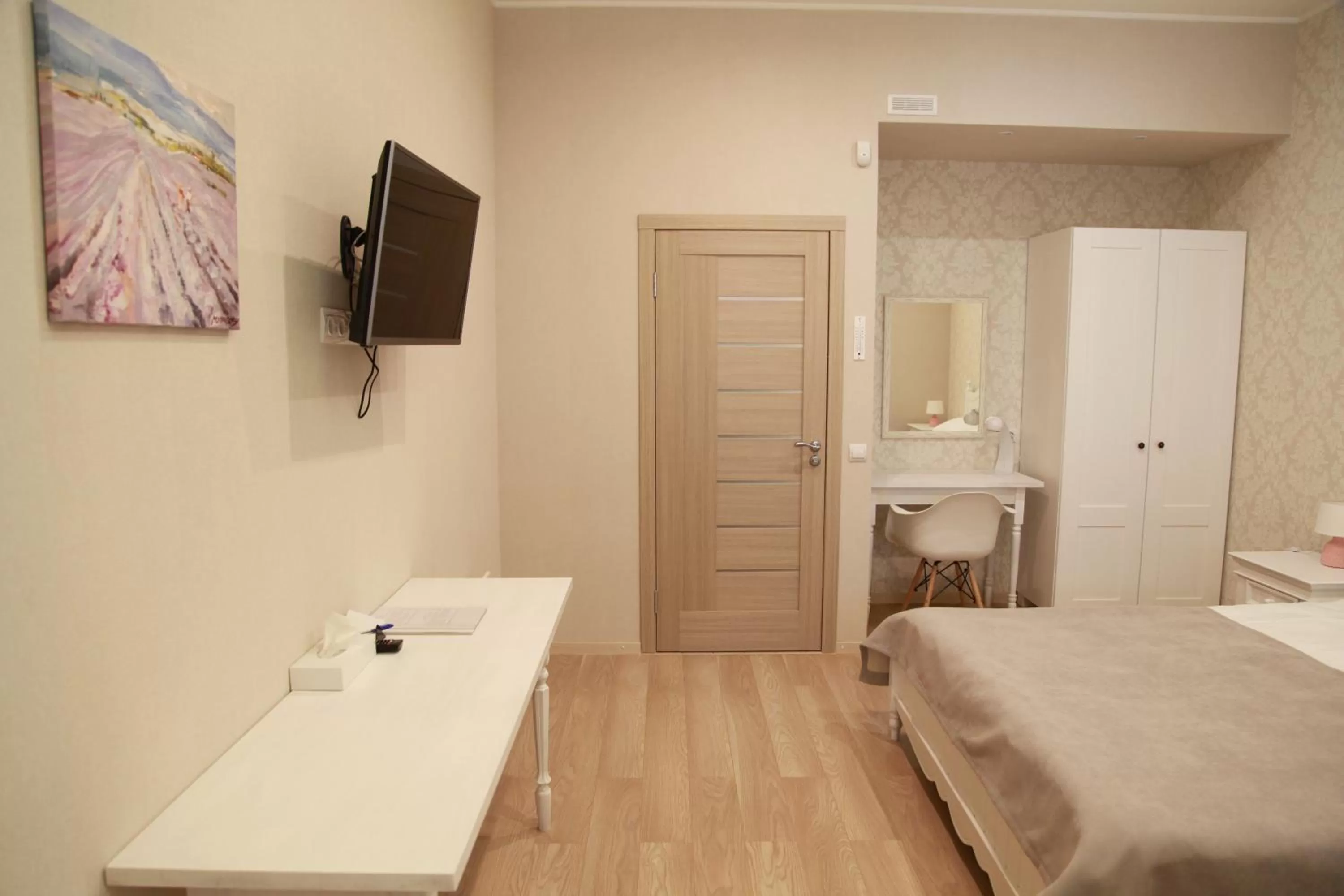 Bed in WINE & ROSE BOUTIQUE HOTEL