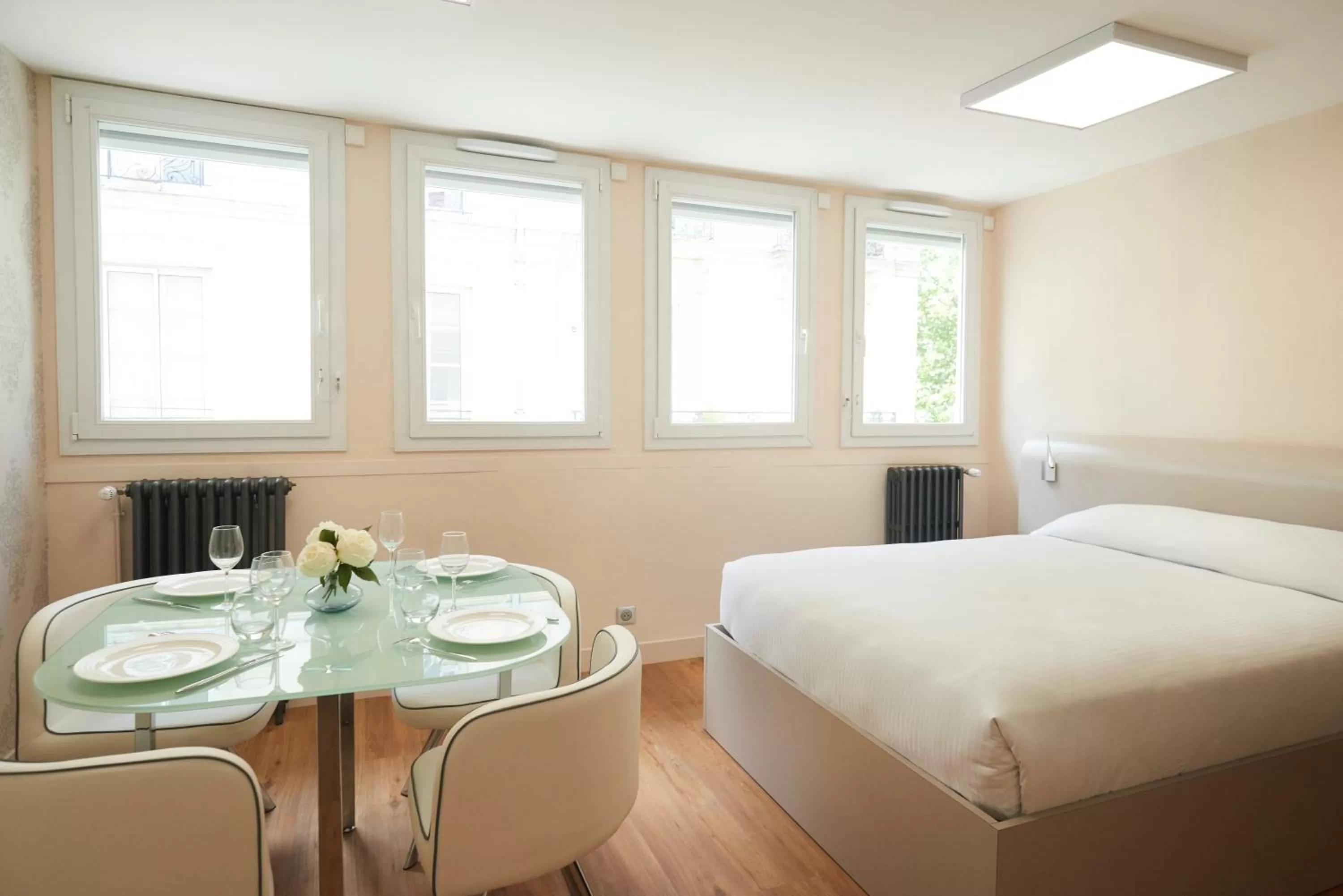 Bed in Hotel Le Petit Duquesne