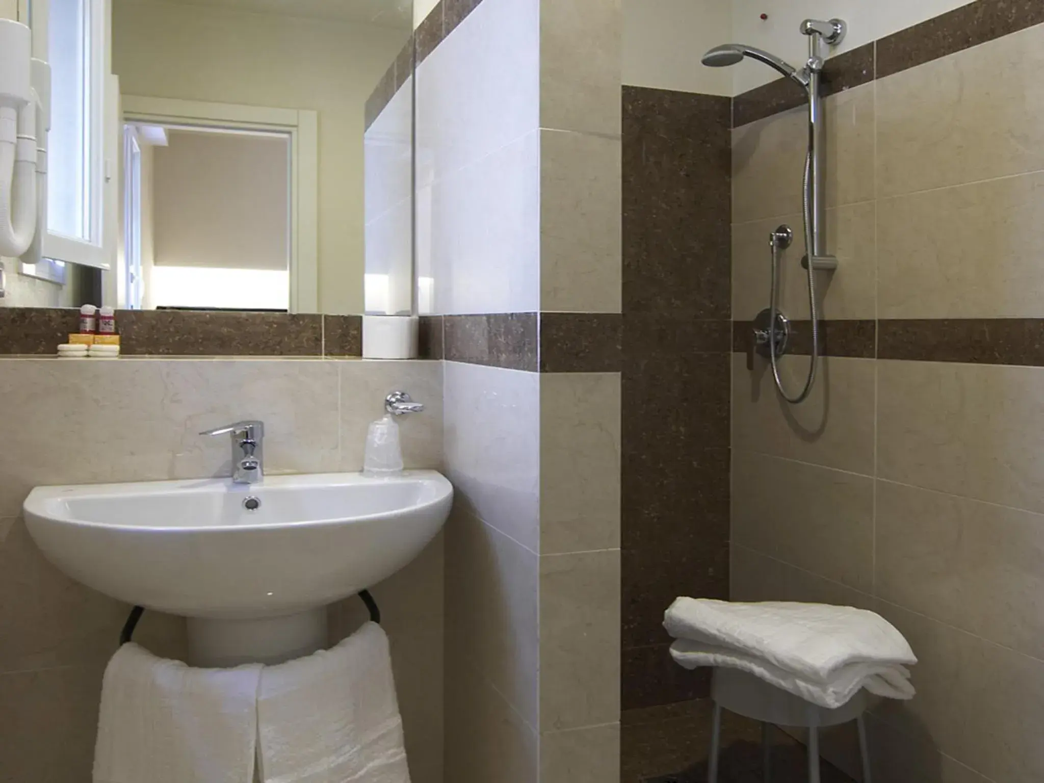 Bathroom in Hotel Villa Lalla
