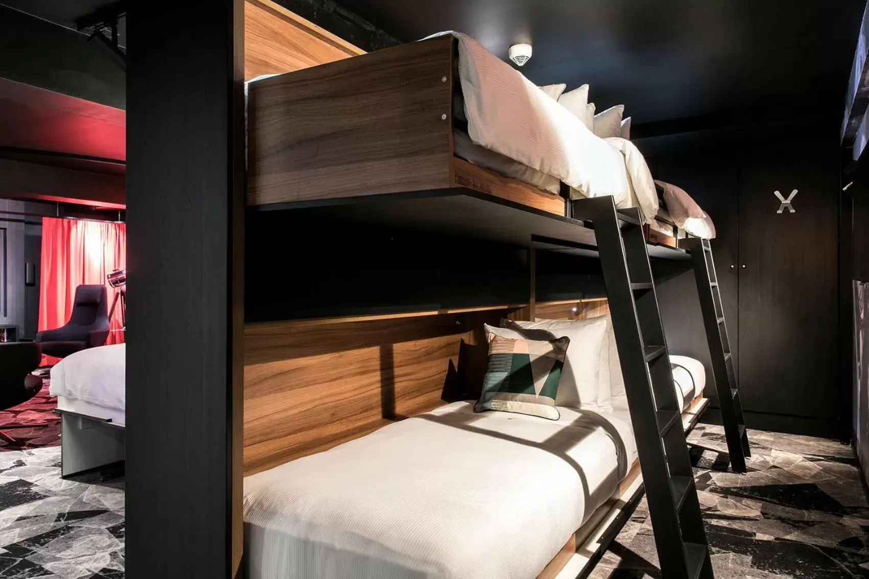 Bunk Bed in Savoy Hotel Rotterdam