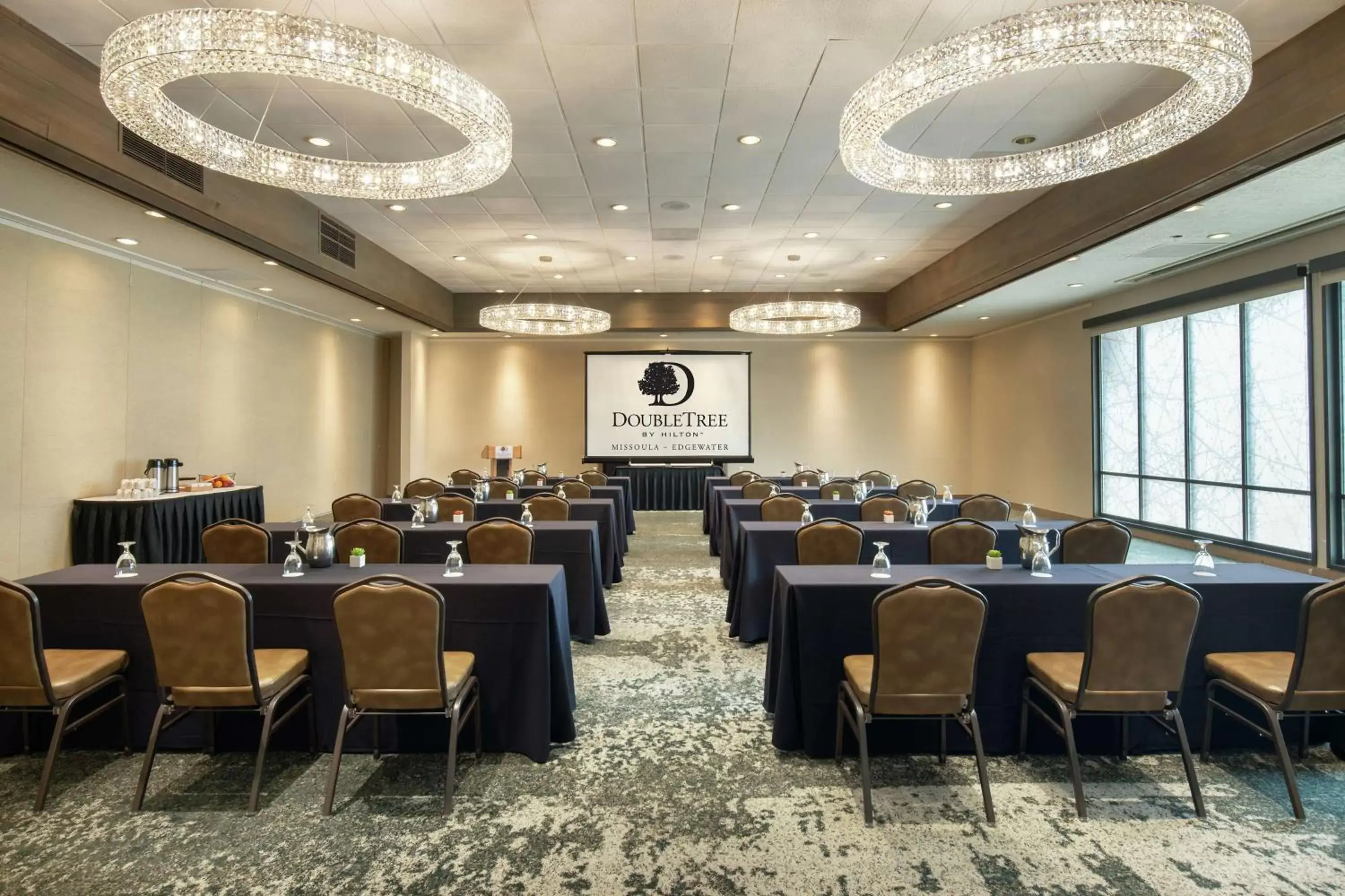 Meeting/conference room in DoubleTree by Hilton Missoula Edgewater