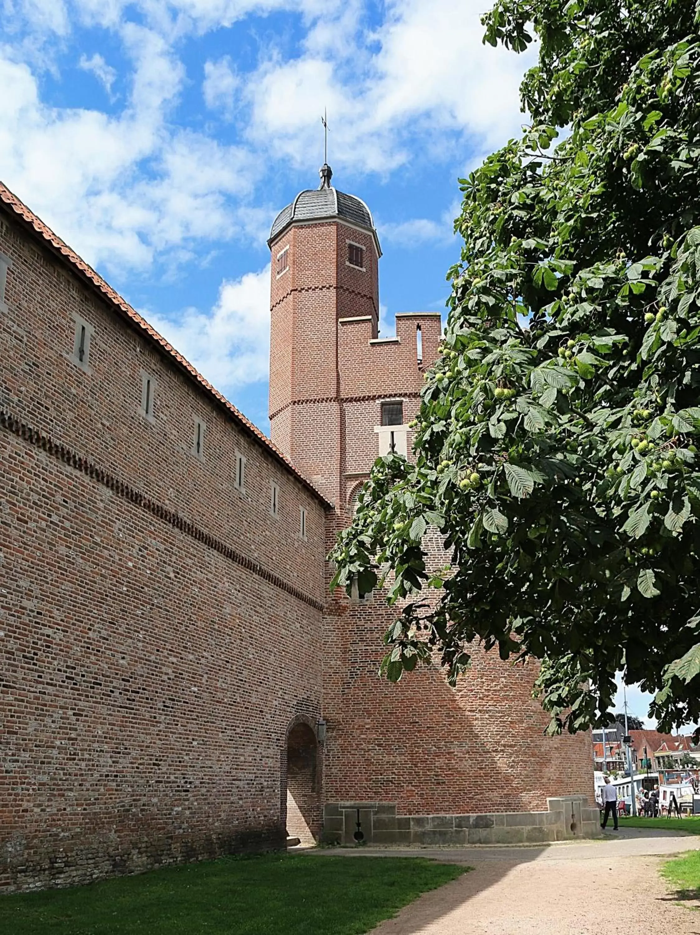 Facade/entrance, Property Building in De Pelsertoren