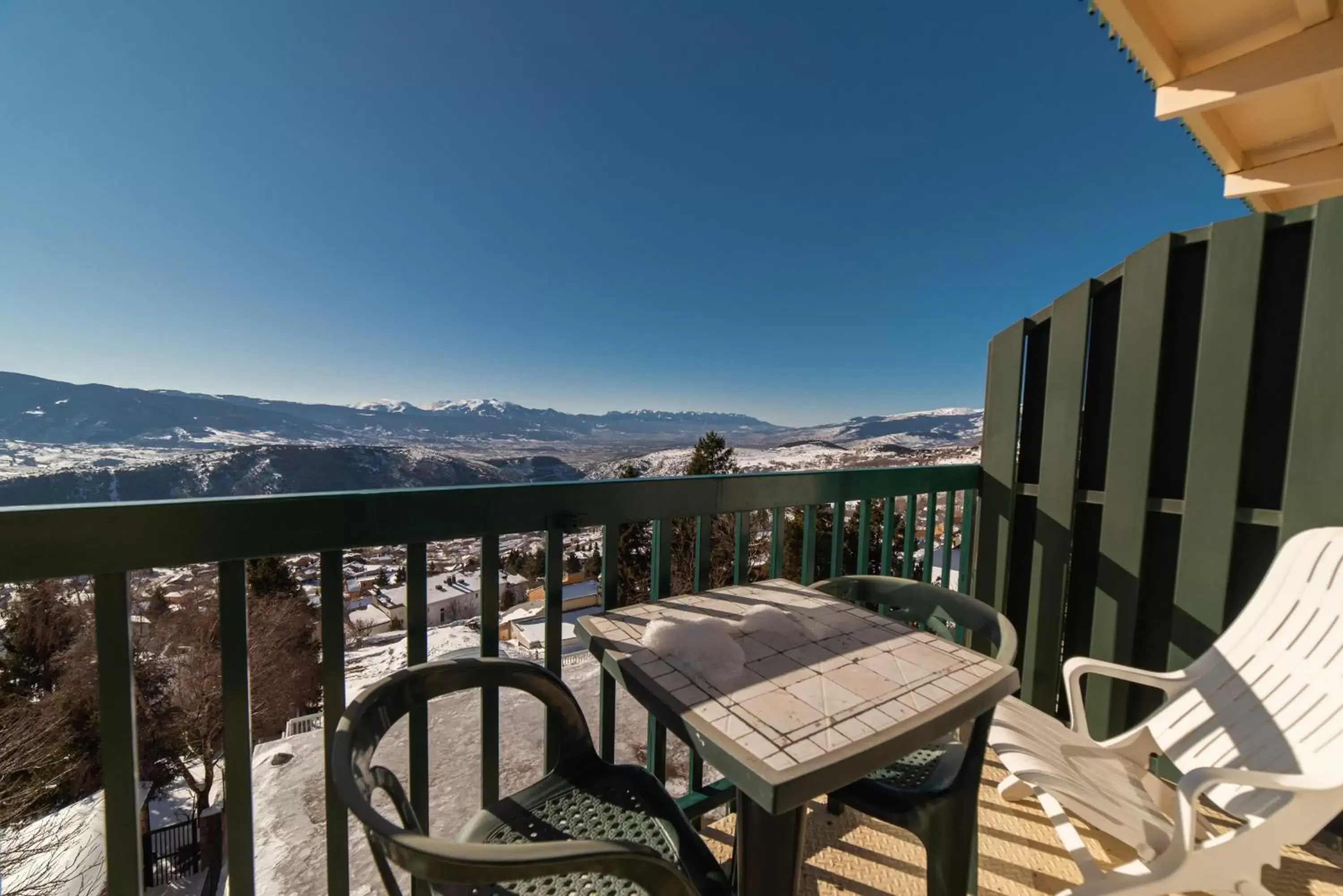 View (from property/room), Balcony/Terrace in Hotel des Pyrénées