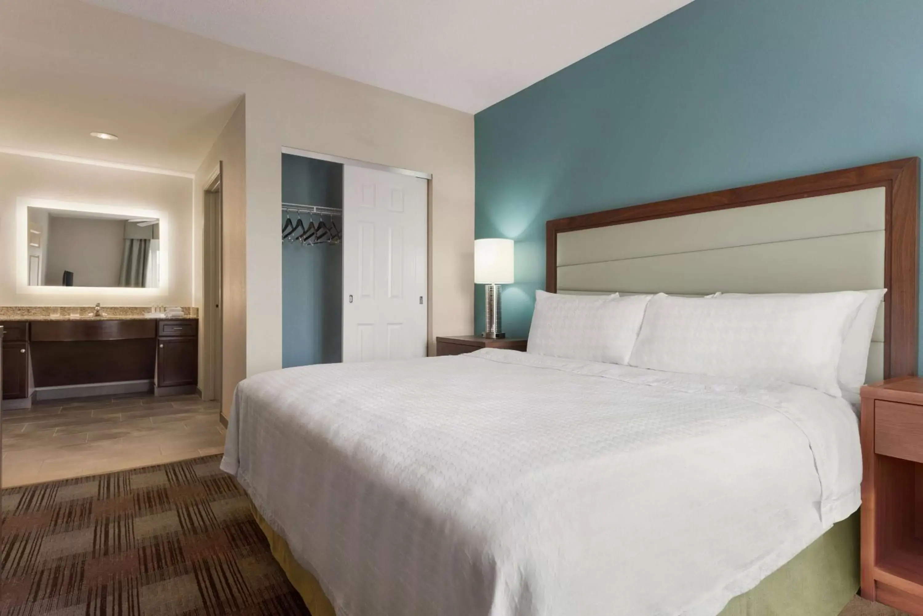 Bed in Homewood Suites by Hilton Charleston - Mount Pleasant