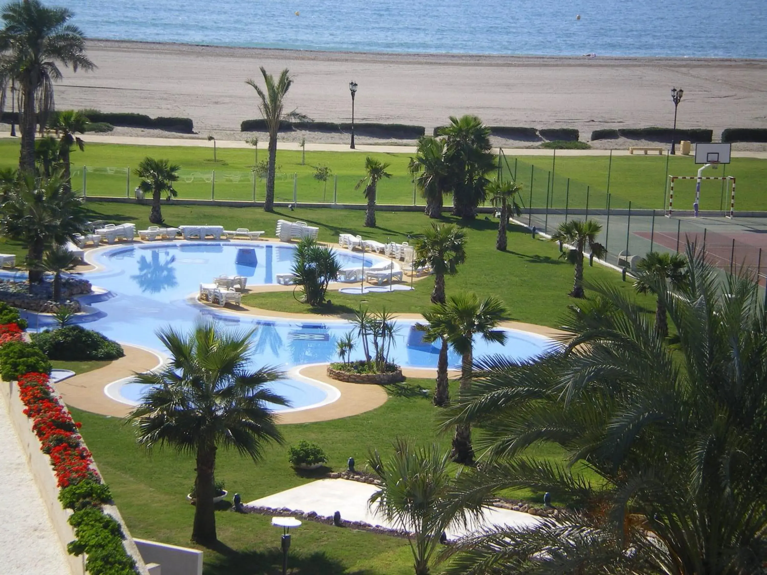 Area and facilities, Pool View in AR Almerimar