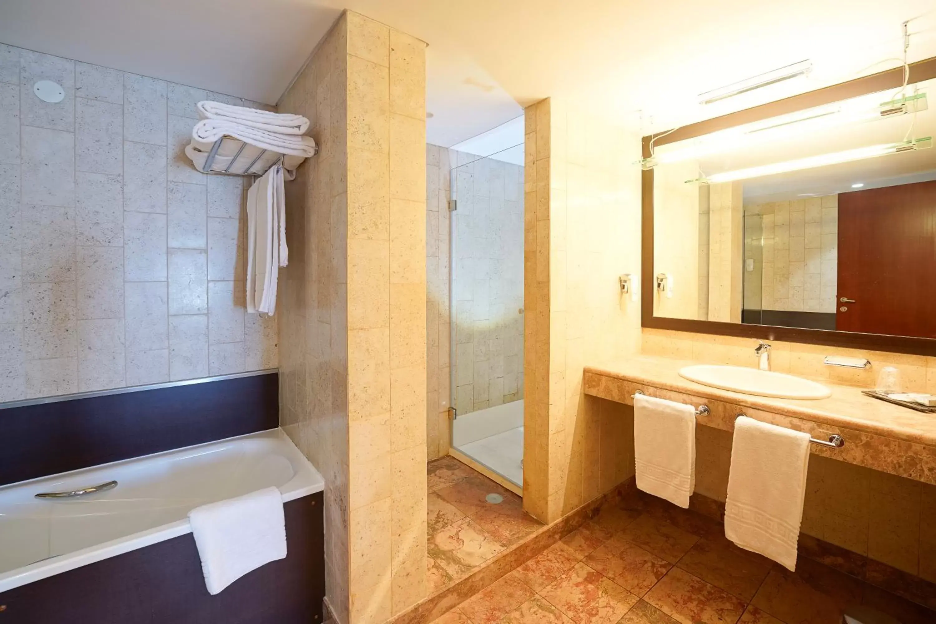 Bathroom in Legendary Lisboa Suites