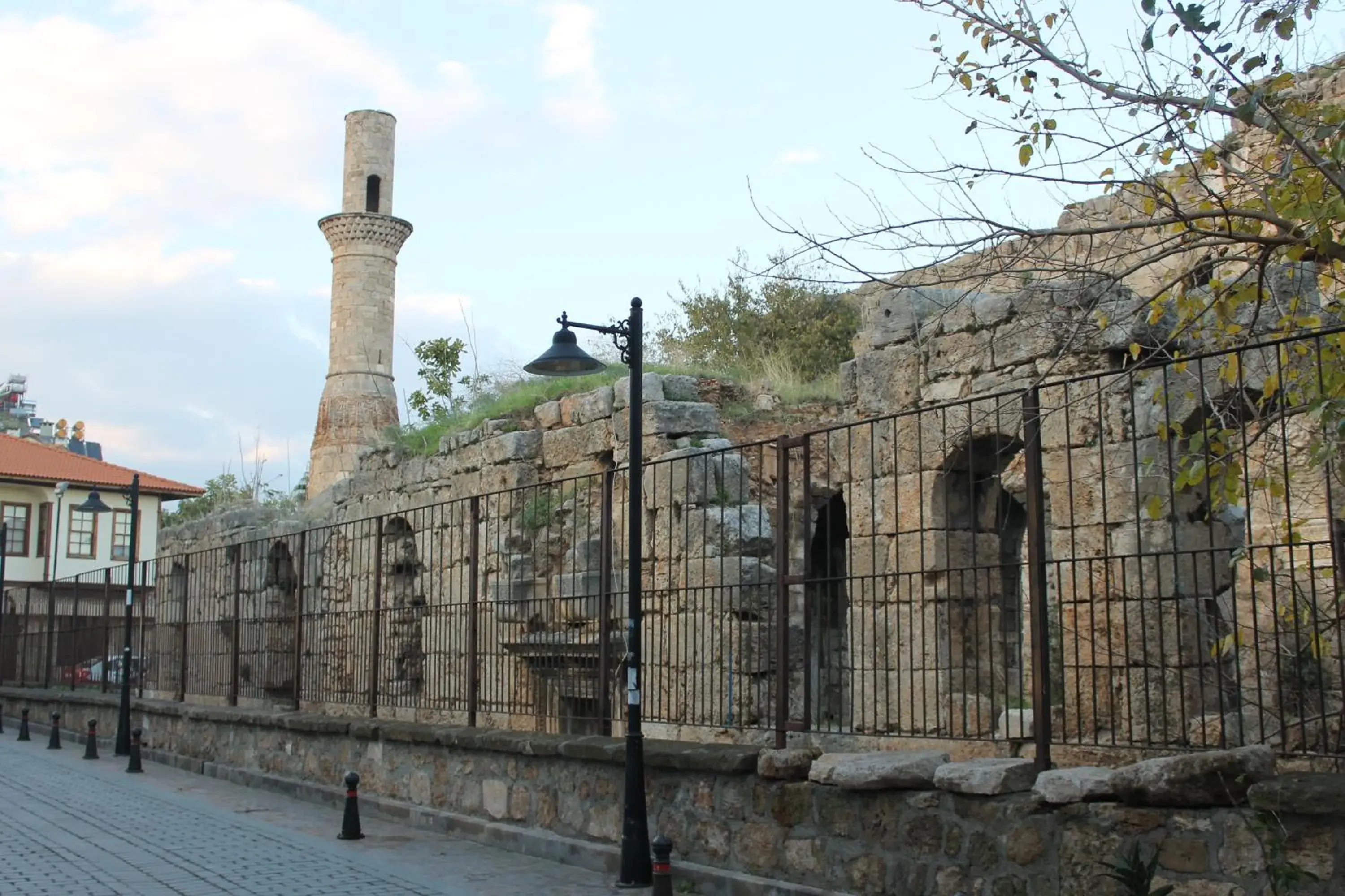 Nearby landmark, Property Building in Old Town Deluxe Flats