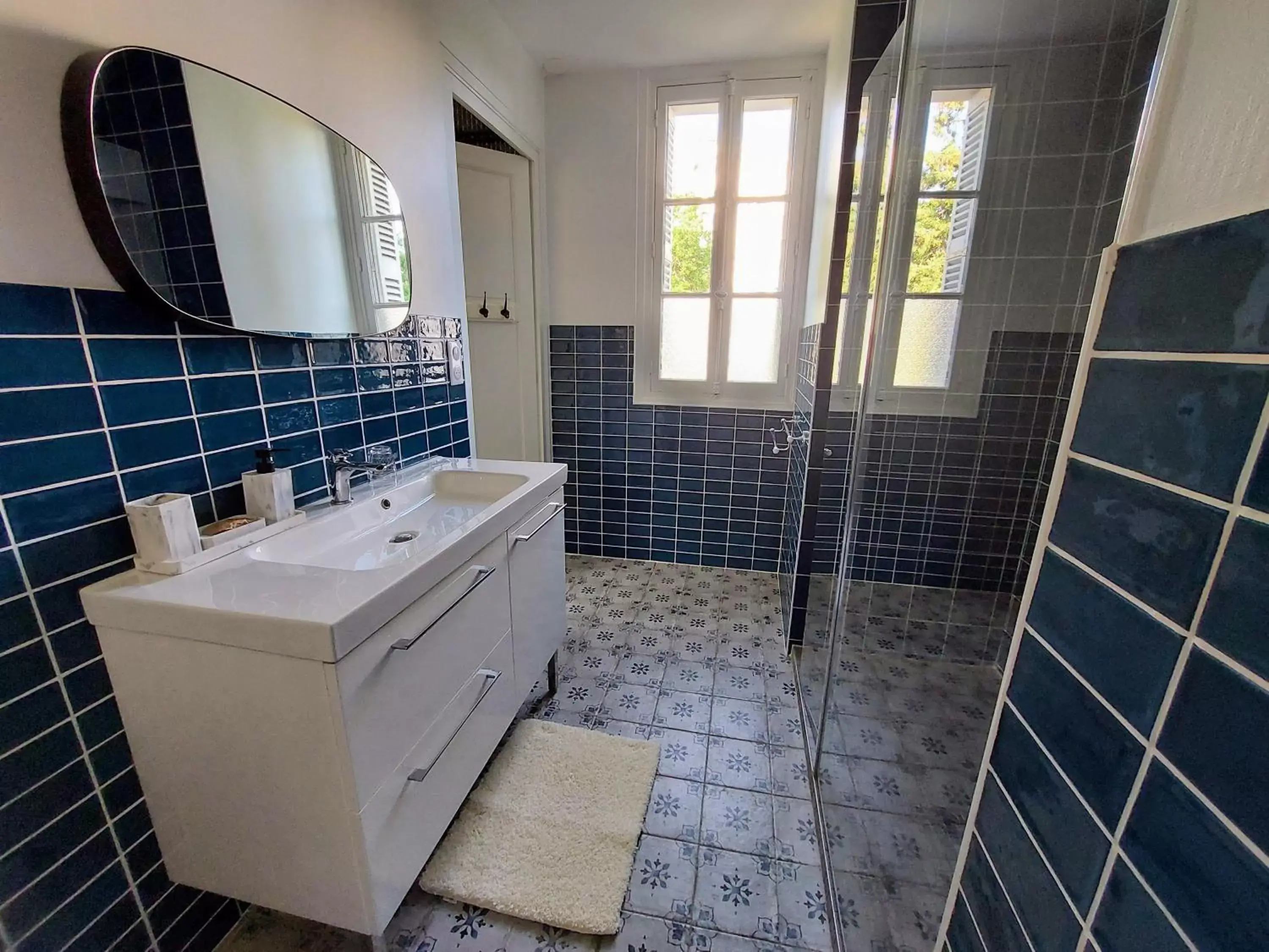 Bathroom in La Maucannière