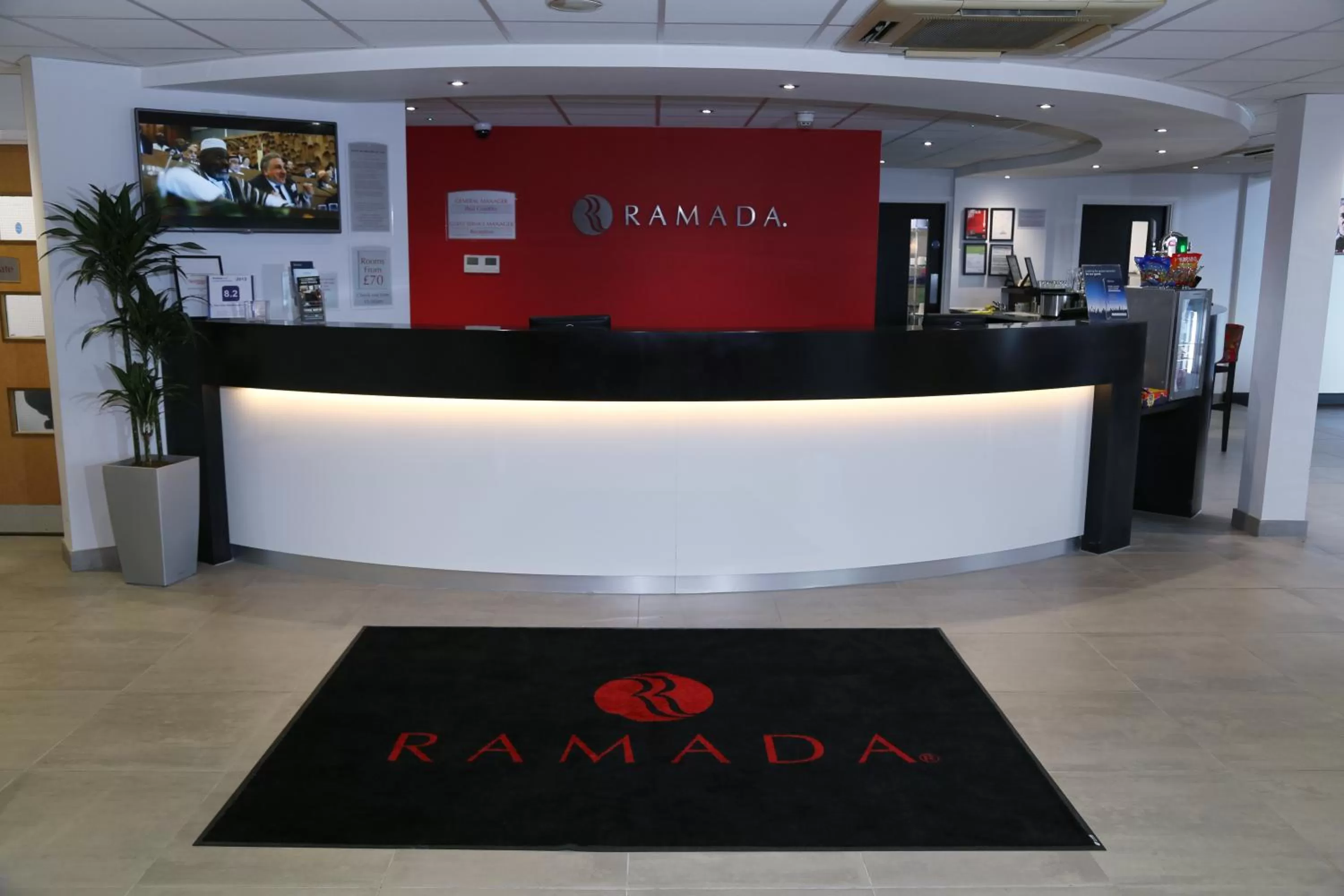 Lobby or reception in Ramada Wakefield