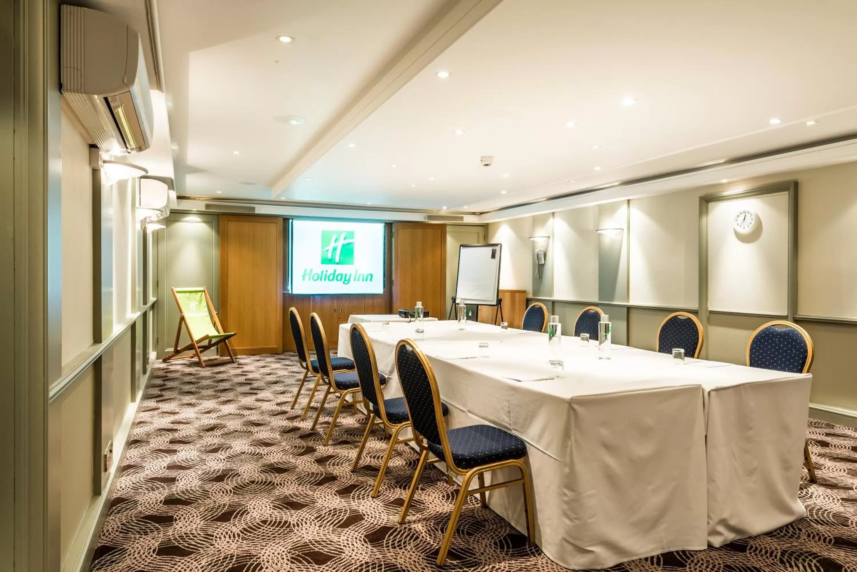 Meeting/conference room in Holiday Inn Brighton Seafront, an IHG Hotel