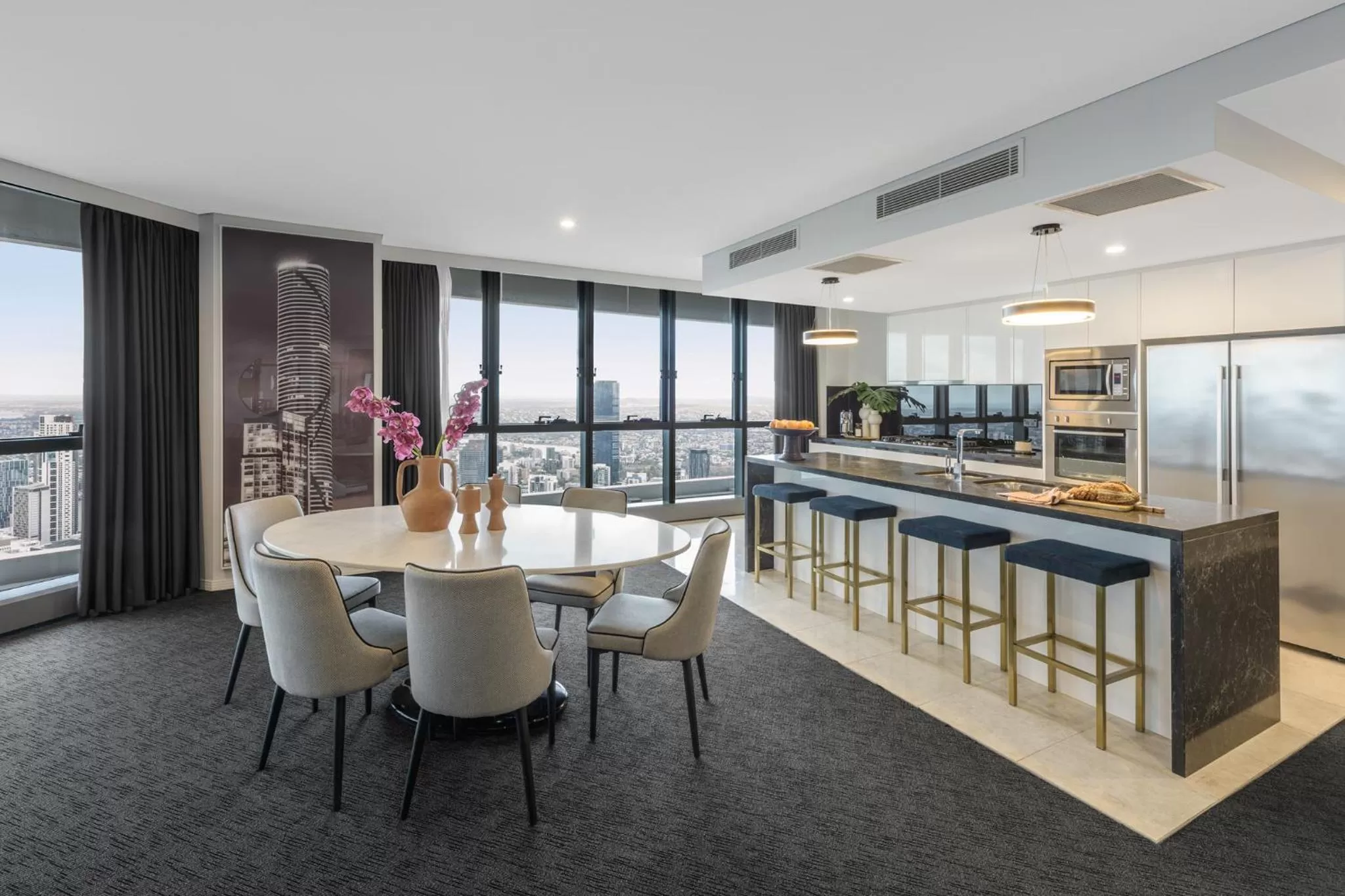 Kitchen or kitchenette in Meriton Suites Herschel Street, Brisbane