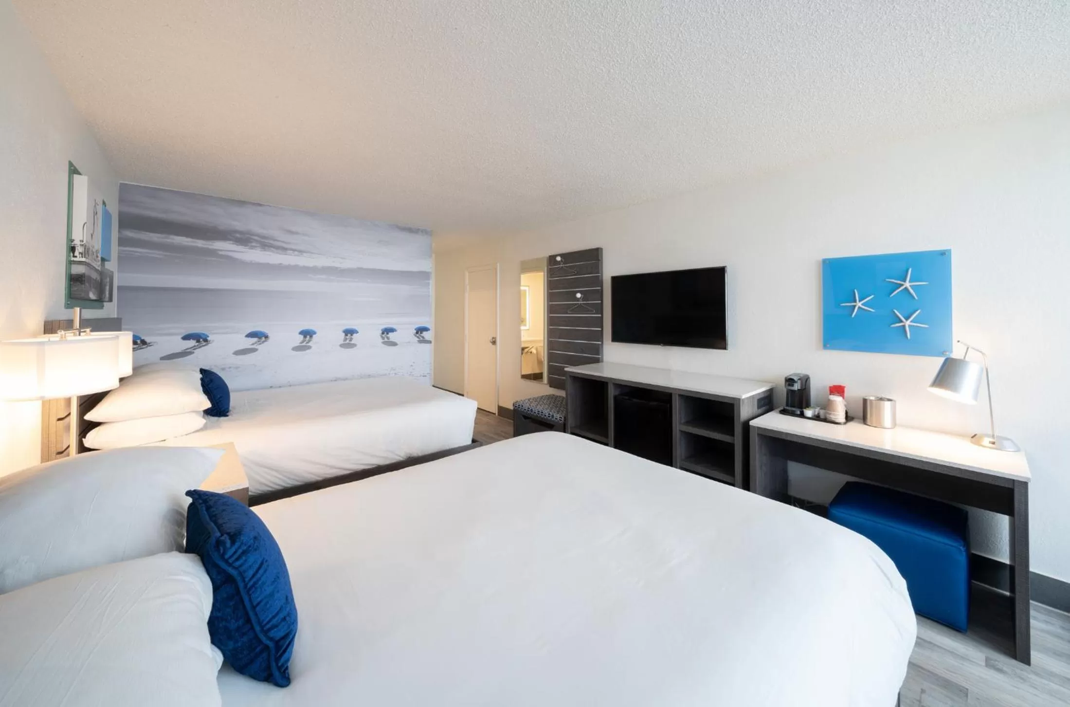 Bed in The Island Resort at Fort Walton Beach