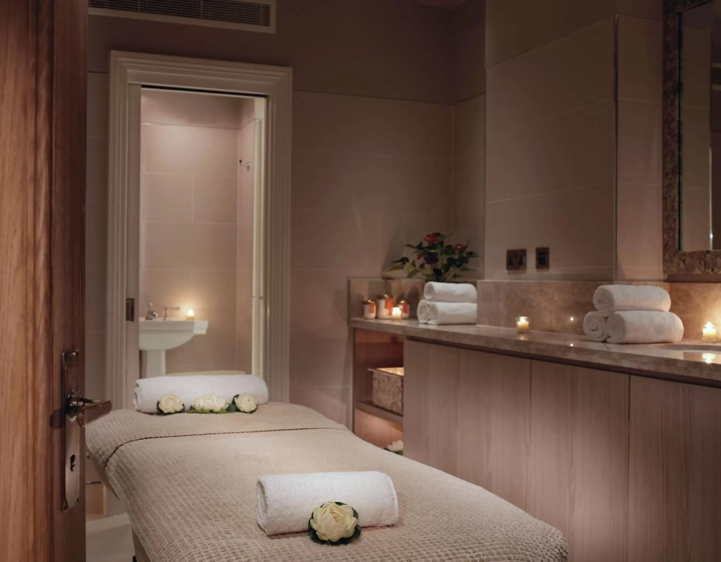 Spa and wellness centre/facilities in The LaLit London
