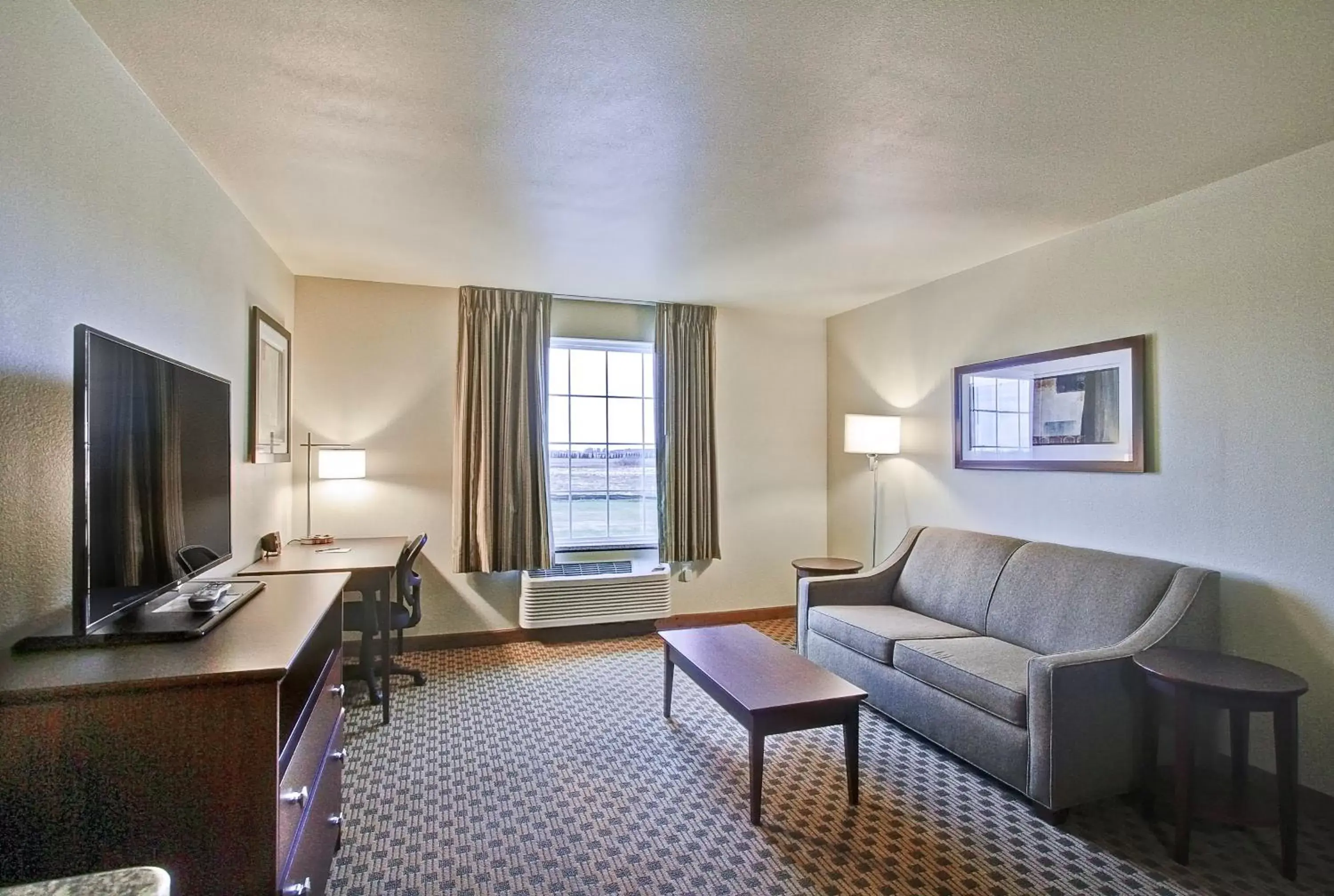 Seating Area in Cobblestone Hotel & Suites Pulaski/Green Bay