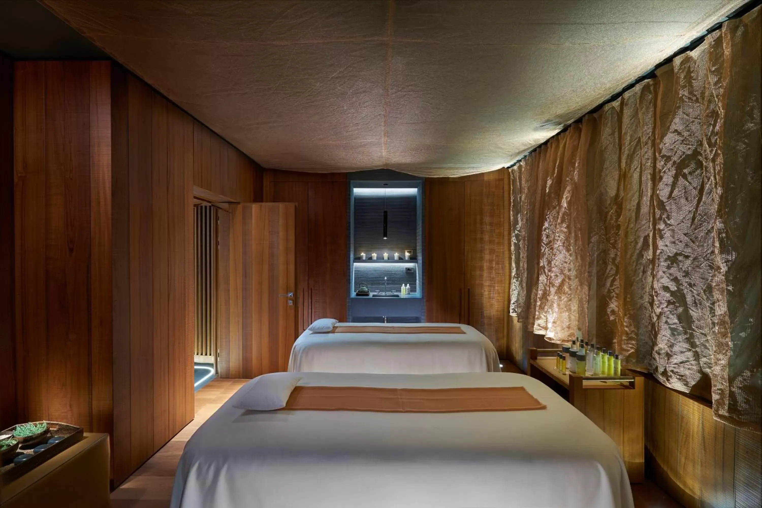 Spa and wellness centre/facilities, Bed in Mandarin Oriental, Milan