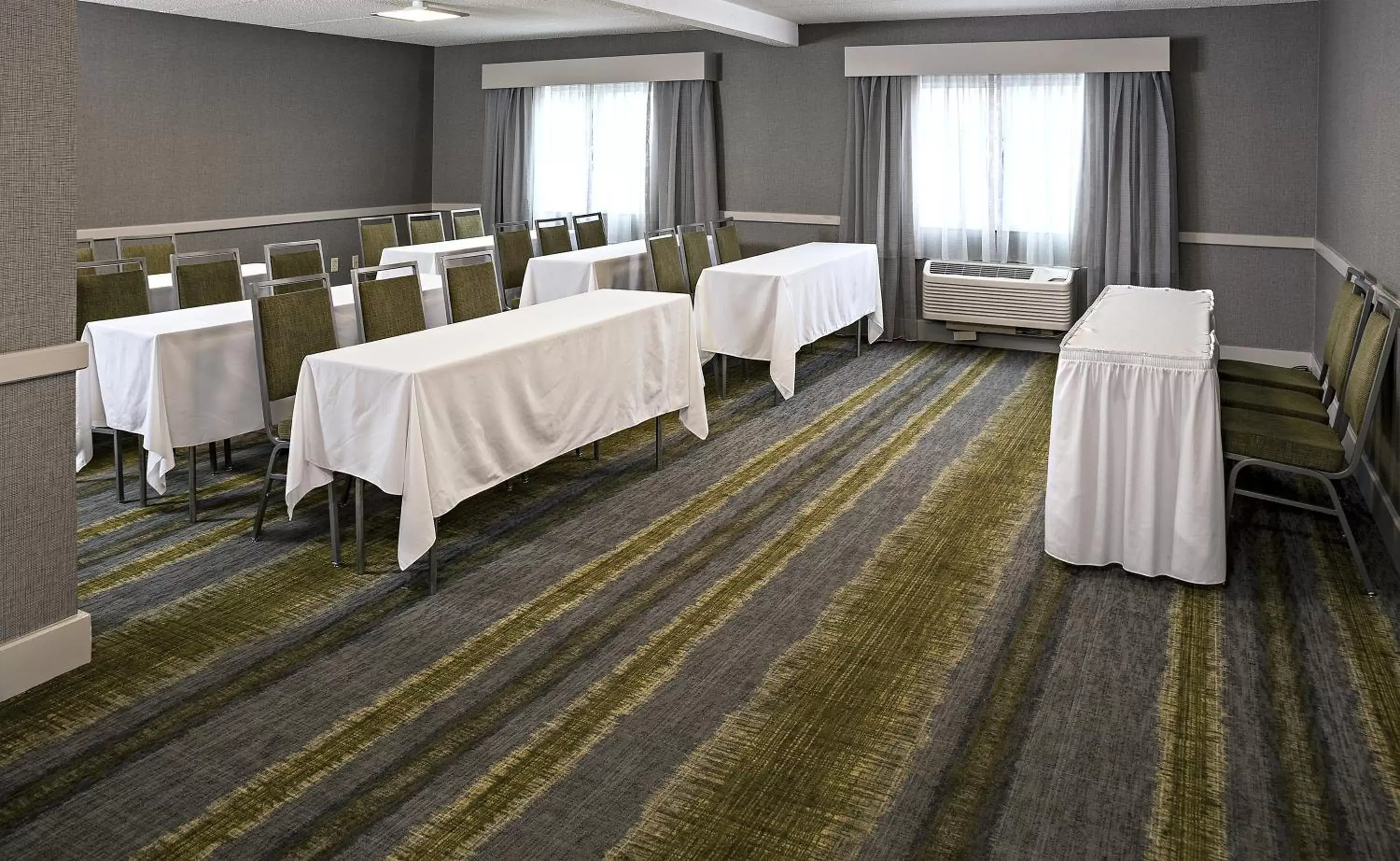 Meeting/conference room, Banquet Facilities in Holiday Inn Salem, an IHG Hotel