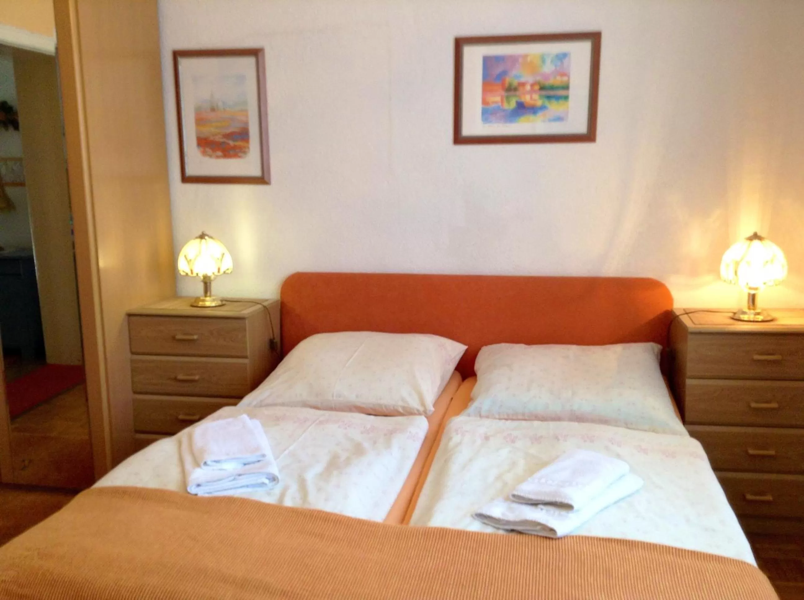 Photo of the whole room, Bed in Thüringer Hof