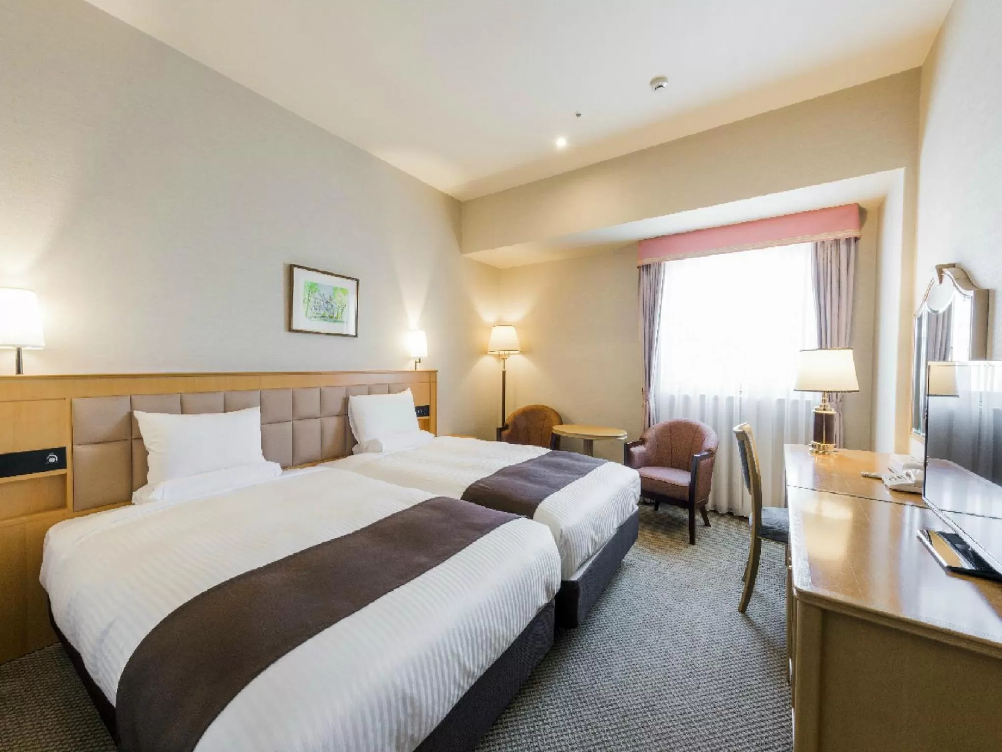 Photo of the whole room, Bed in HOTEL MYSTAYS Sapporo Aspen