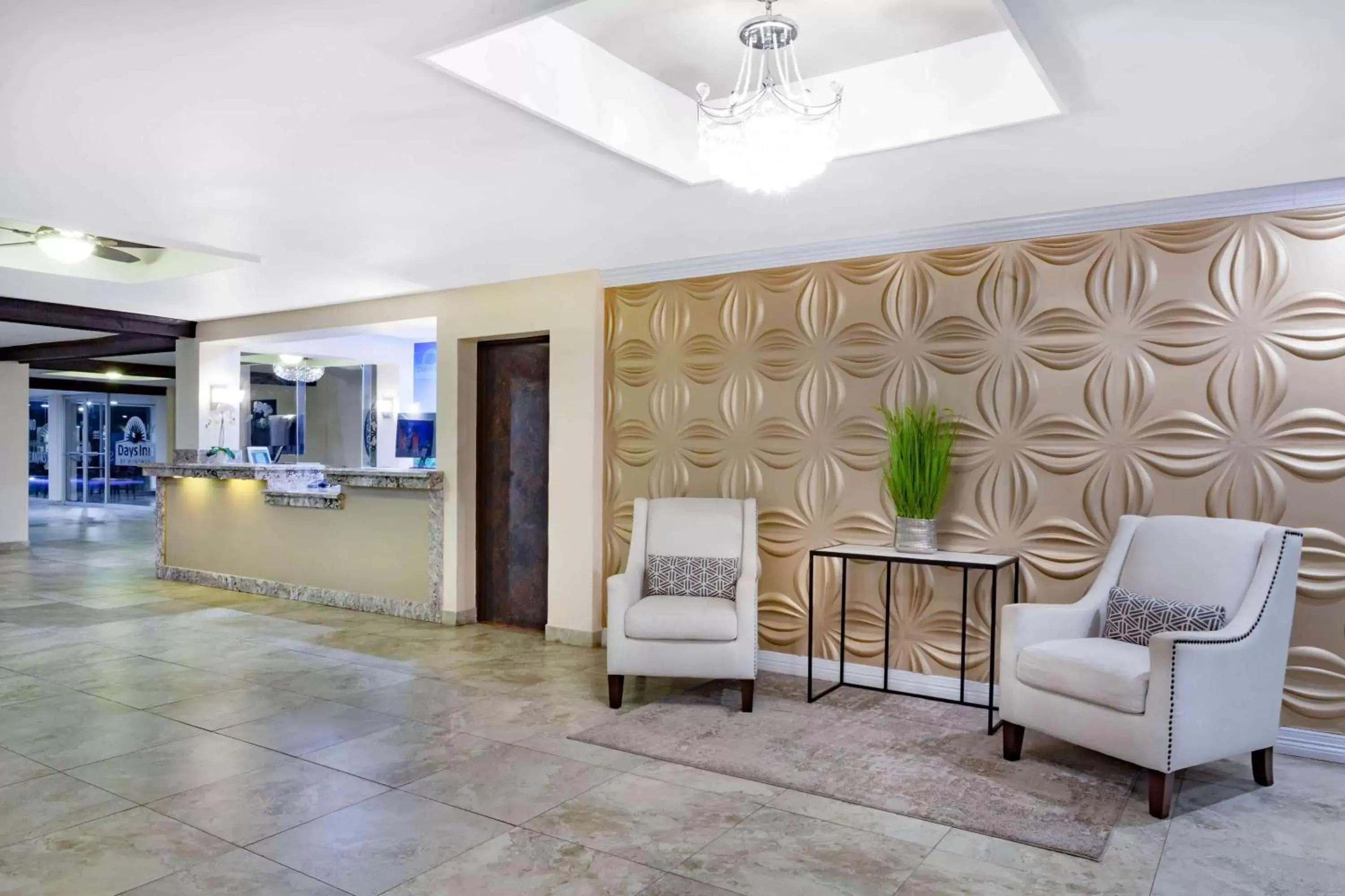 Lobby or reception in Days Inn by Wyndham Piedras Negras