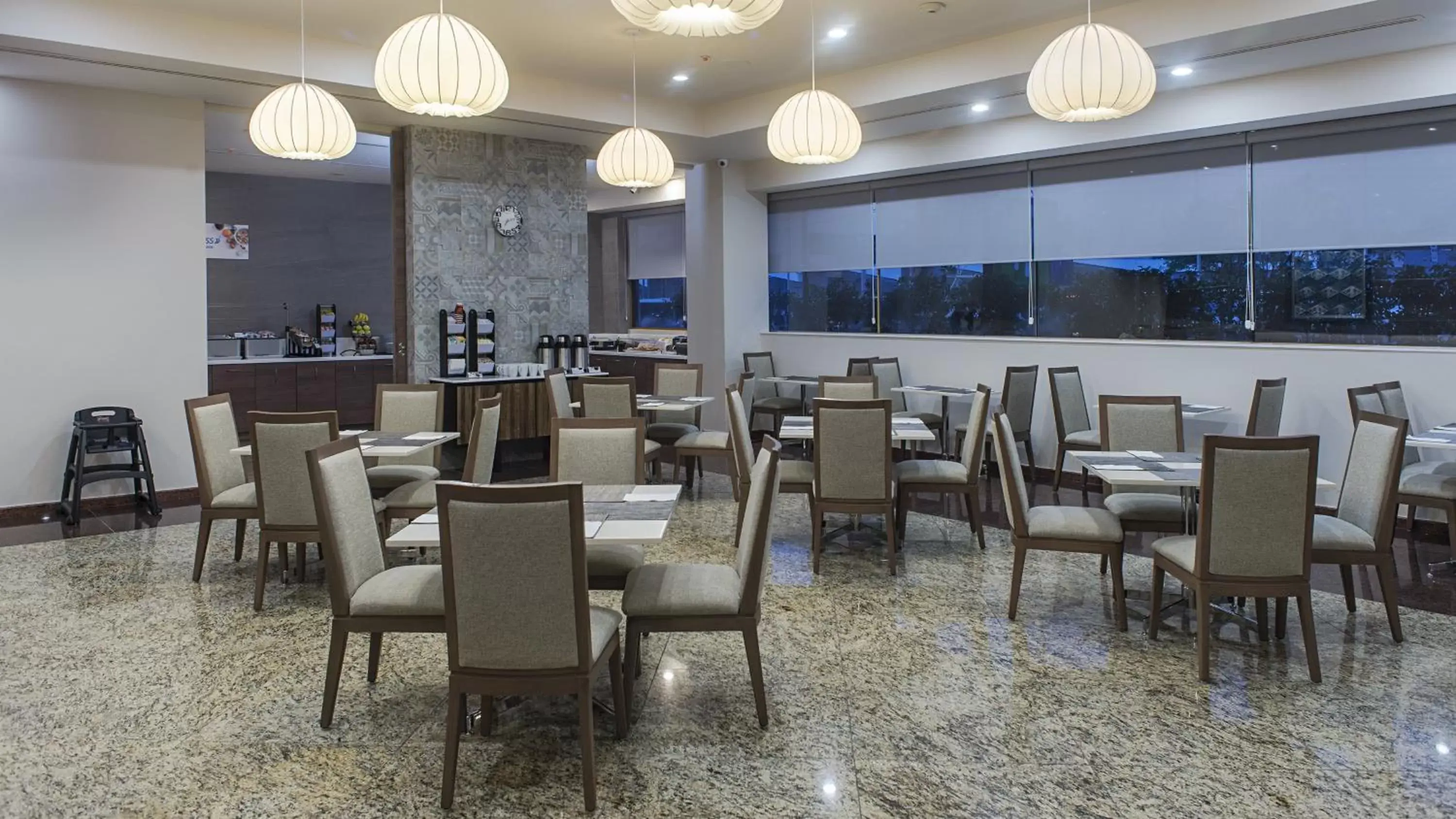 Breakfast, Restaurant/Places to Eat in Holiday Inn Express Mexico- Toreo, an IHG Hotel