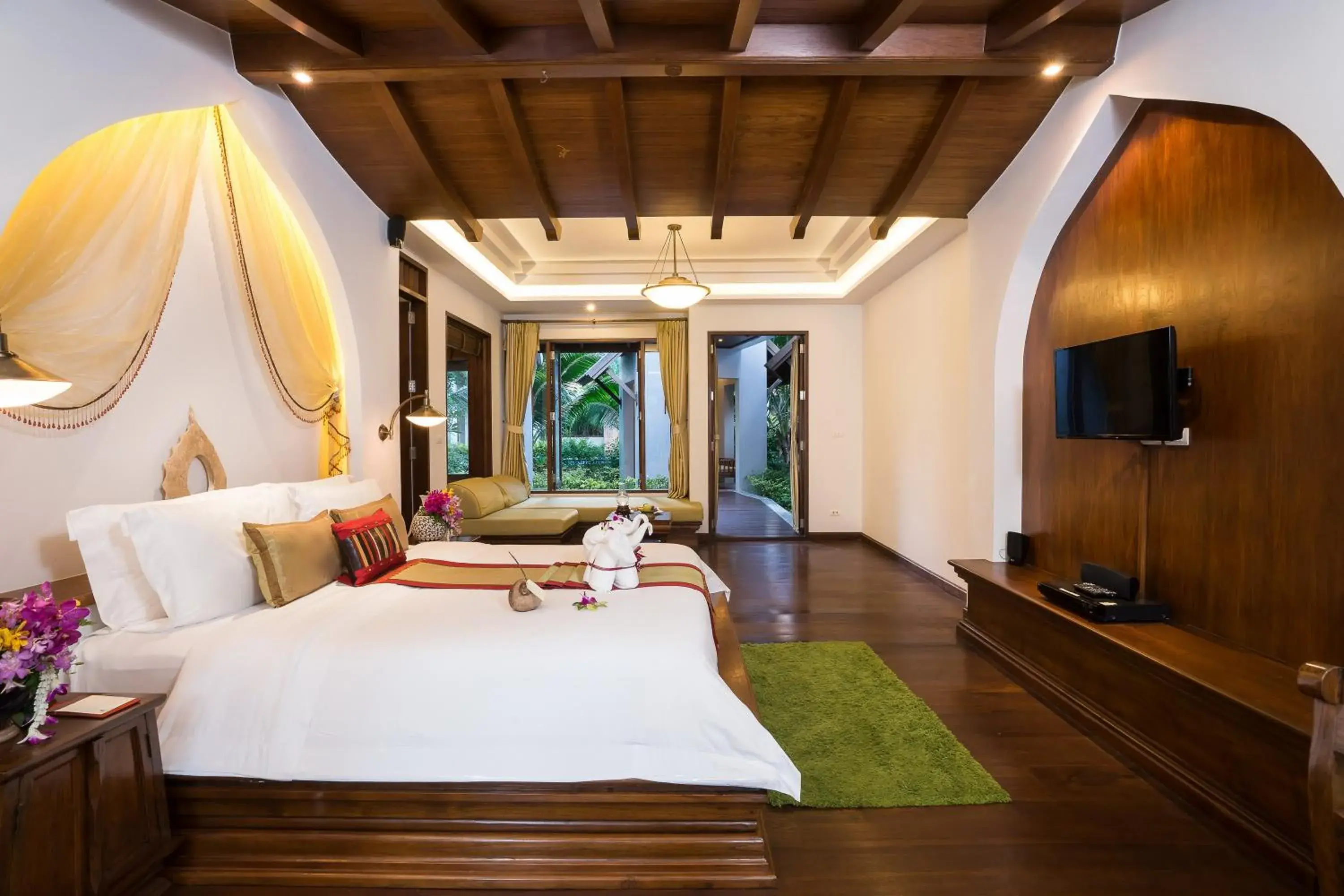 Photo of the whole room, Bed in Royal Muang Samui Villas - SHA Extra Plus Photo of the whole room, Bed in Royal Muang Samui Villas - SHA Extra Plus