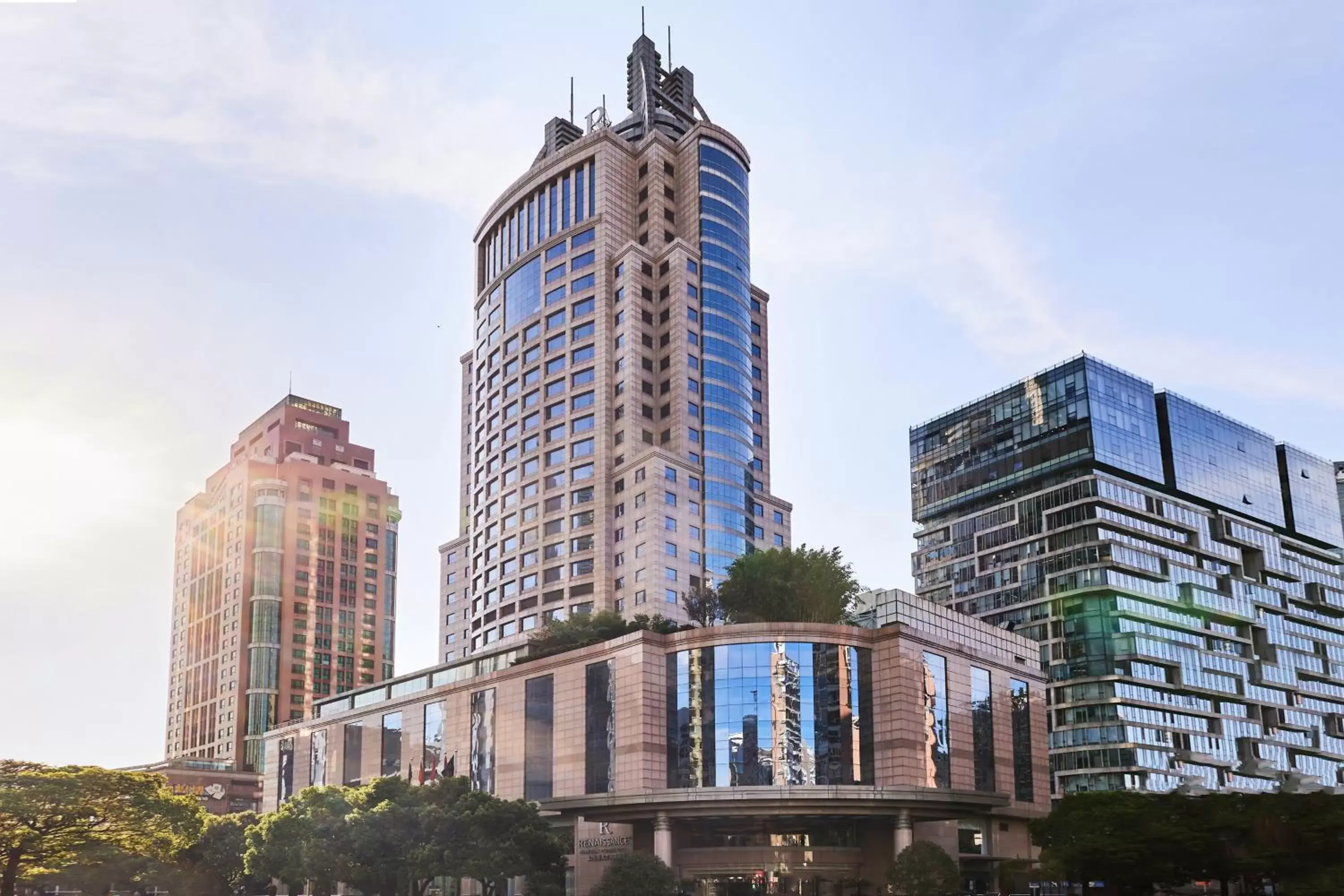 Property Building in Renaissance Shanghai Pudong Hotel