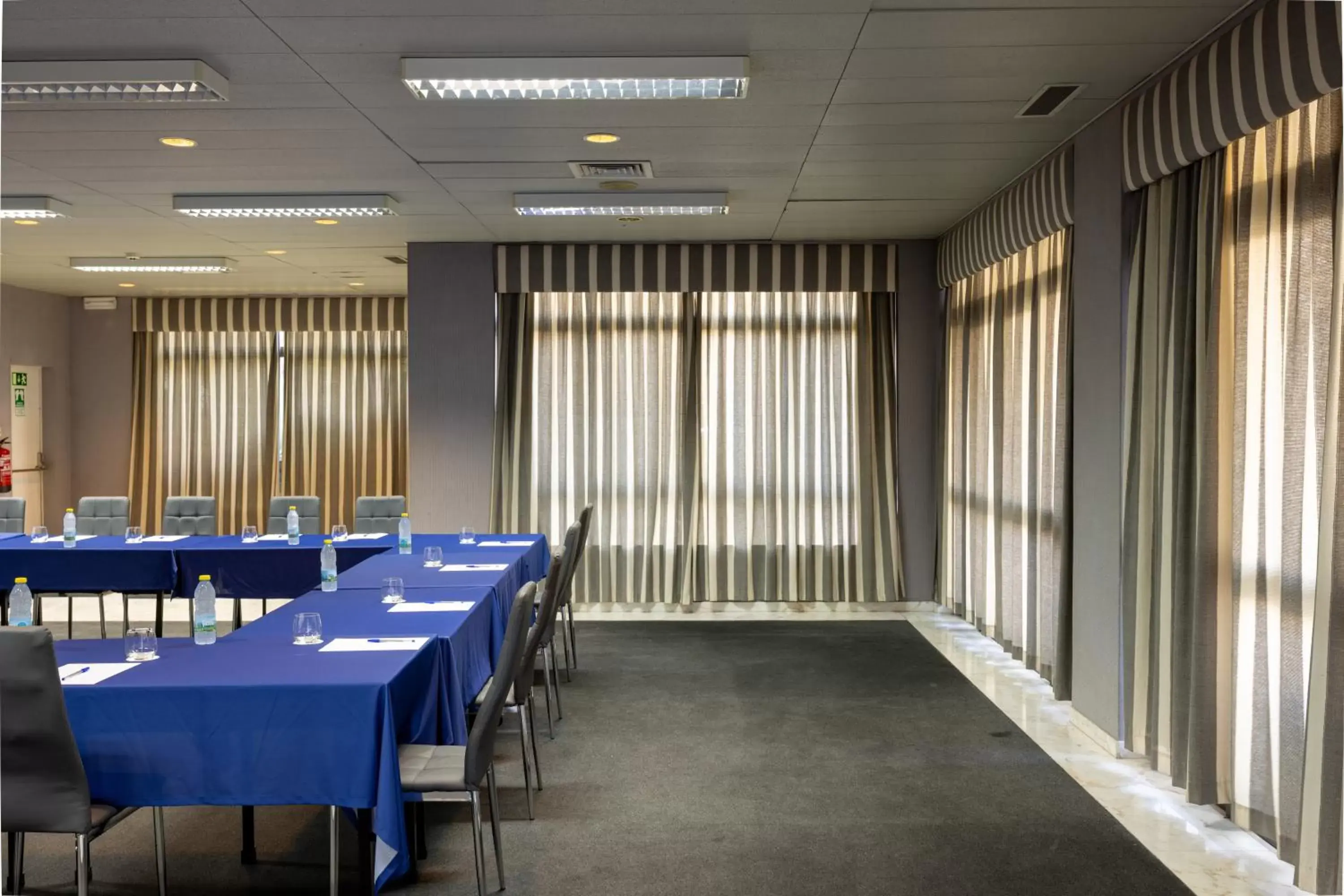 Meeting/conference room in Clube do Lago Hotel