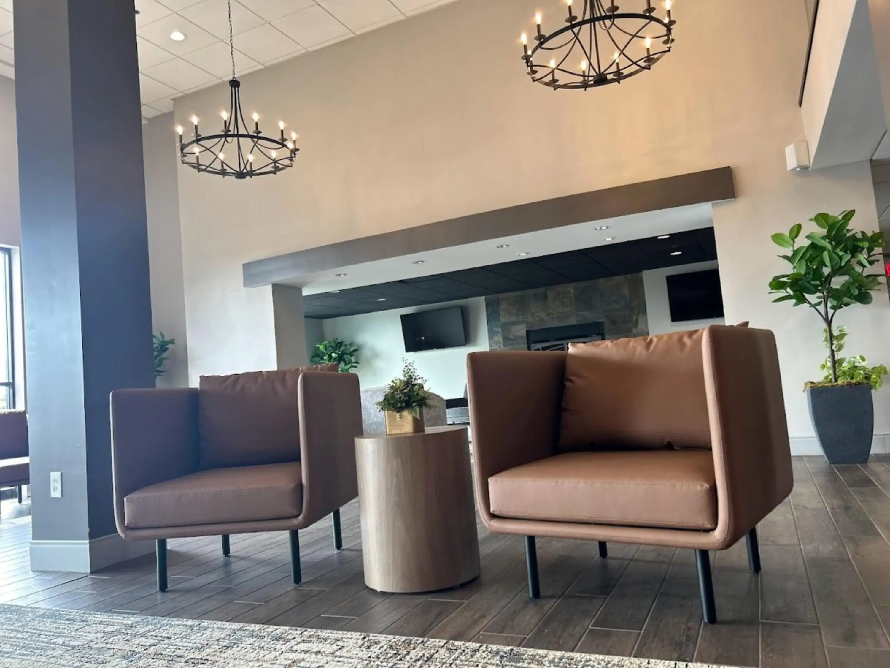 Property building, Seating Area in Holiday Inn St Louis Sw - Route 66