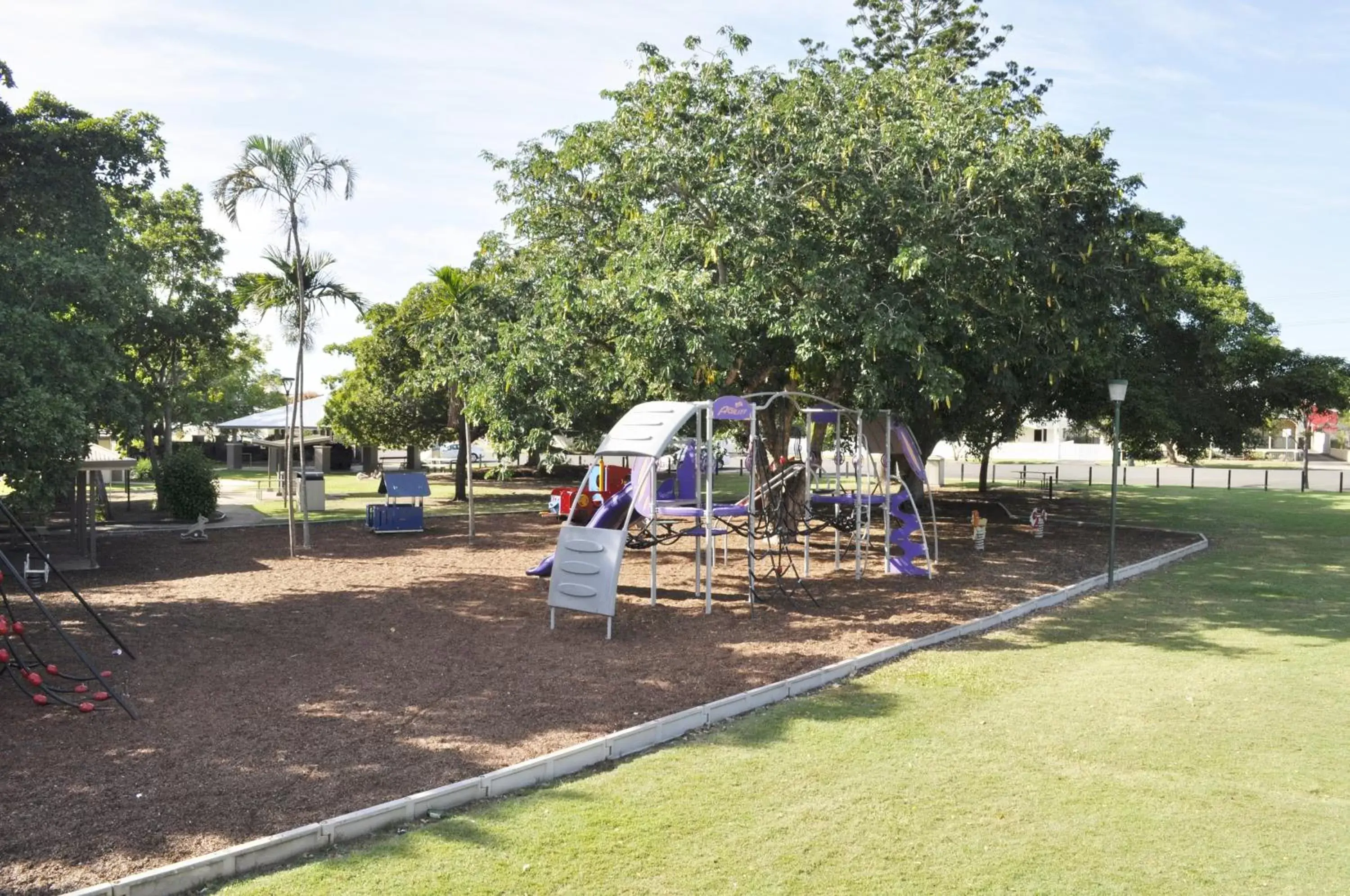 Children play ground in Alexandra Park Motor Inn