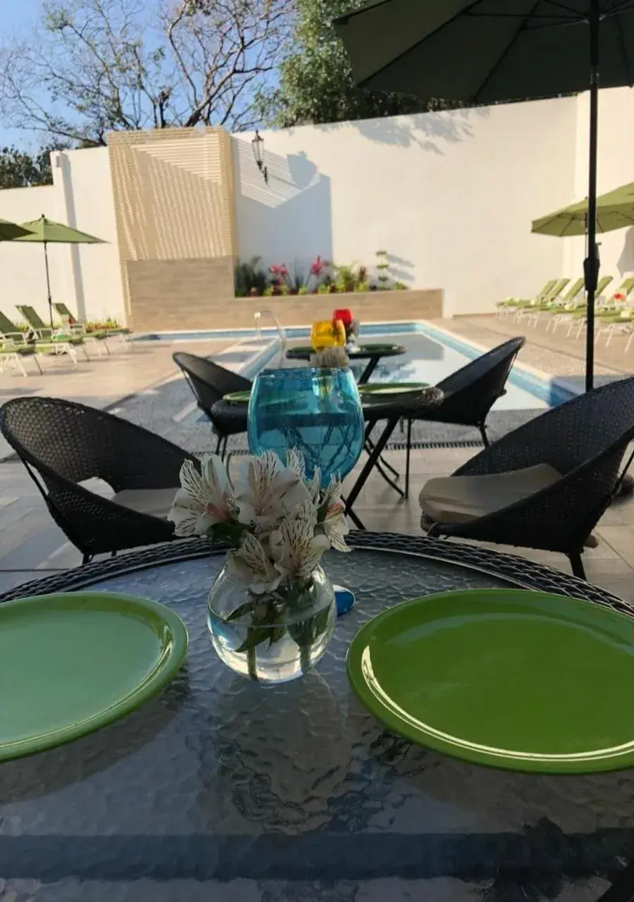 Swimming Pool in Hotel Las Puertas de Tepoztlan