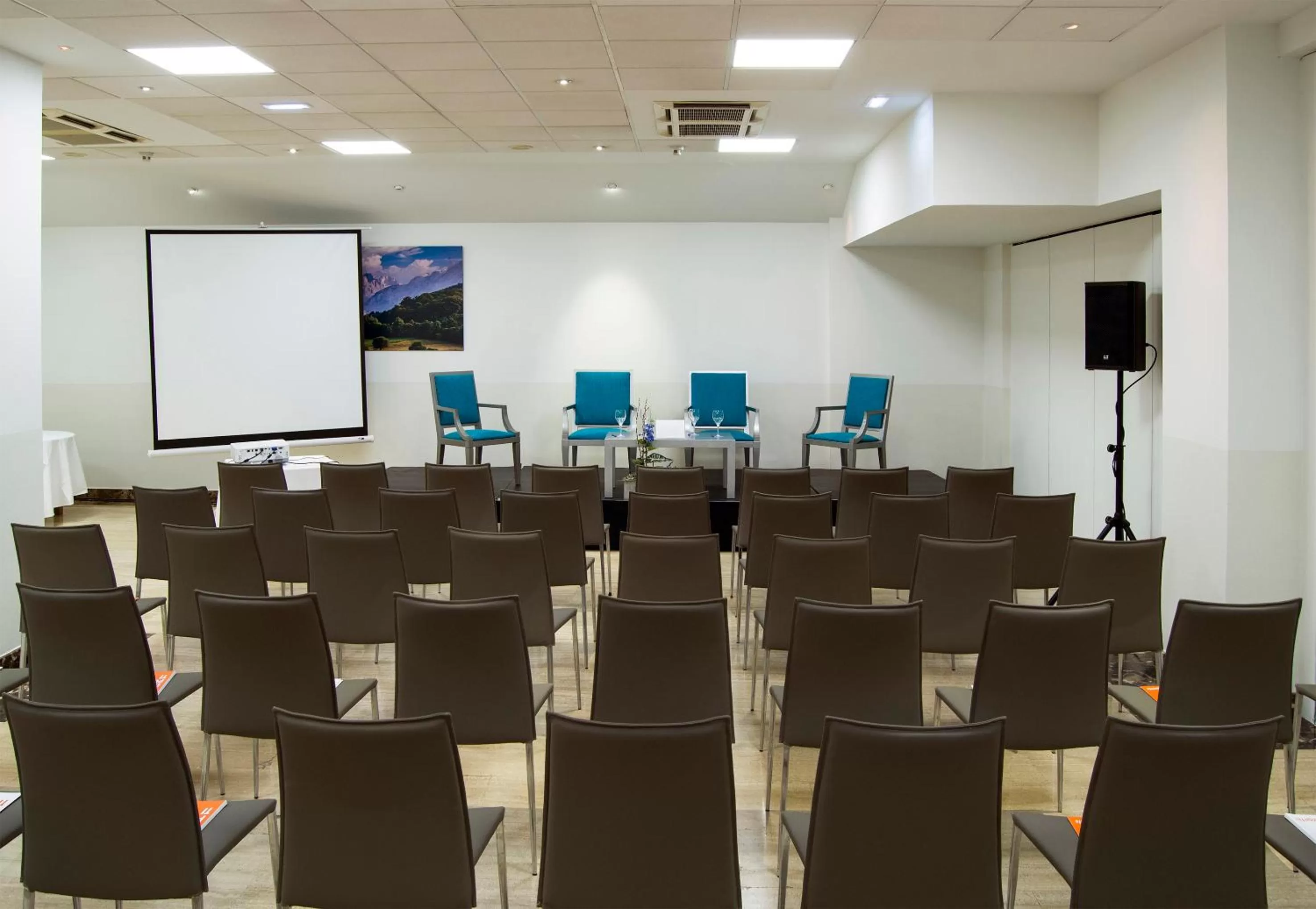 Meeting/conference room in Hotel Zentral Gijón Rey Pelayo