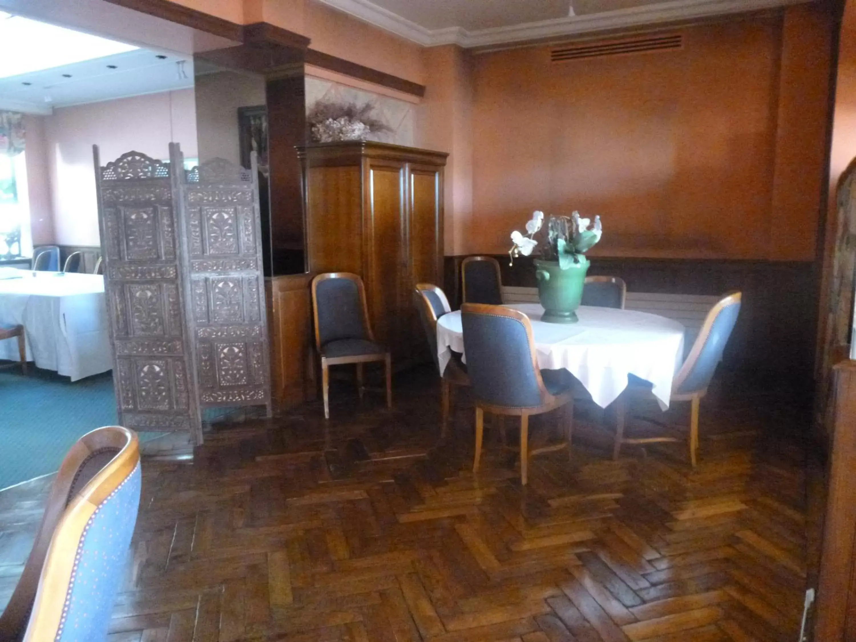 Restaurant/places to eat, Dining Area in Logis Hôtel Le Rivage