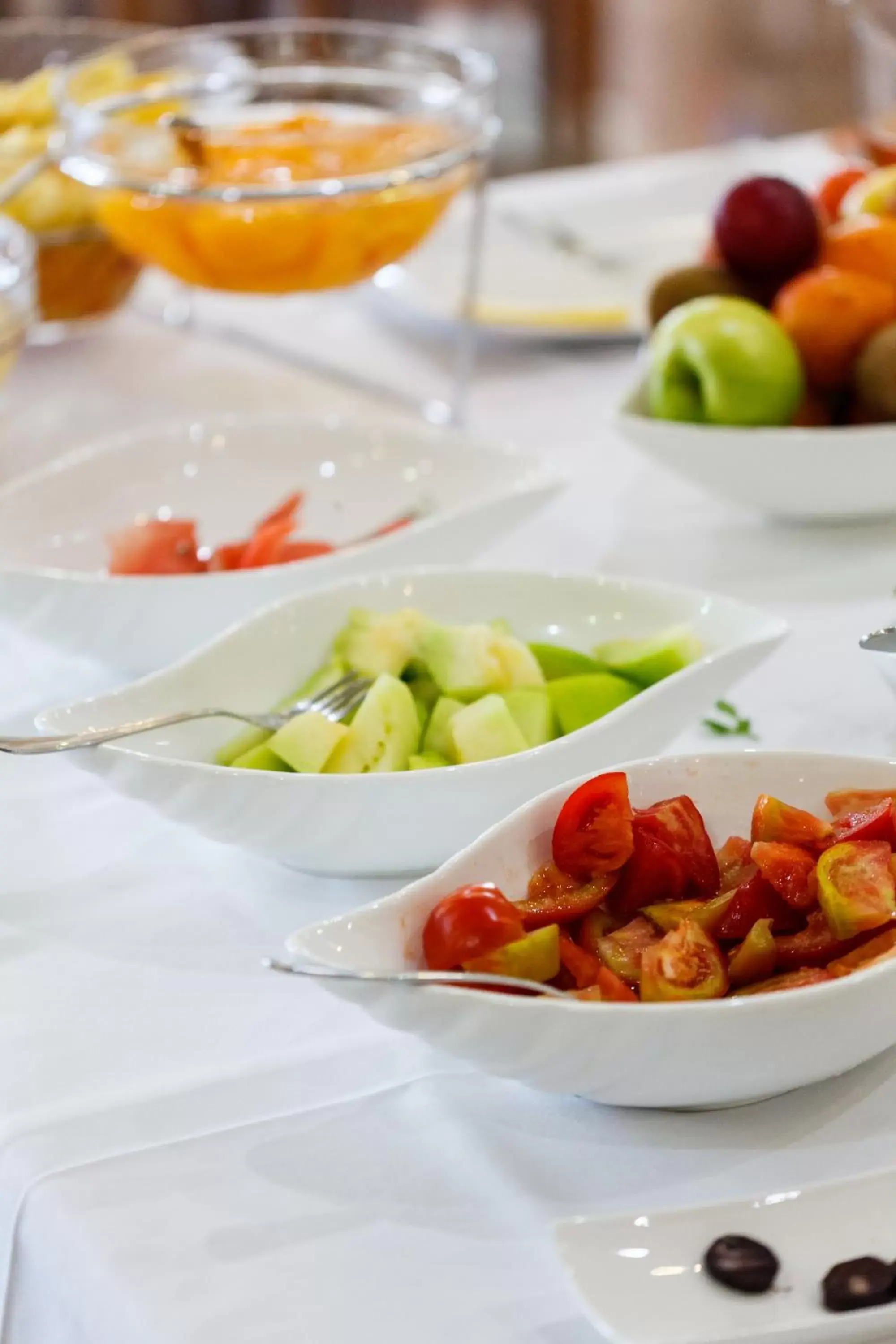 Buffet breakfast in Hotel Sao Jorge Garden