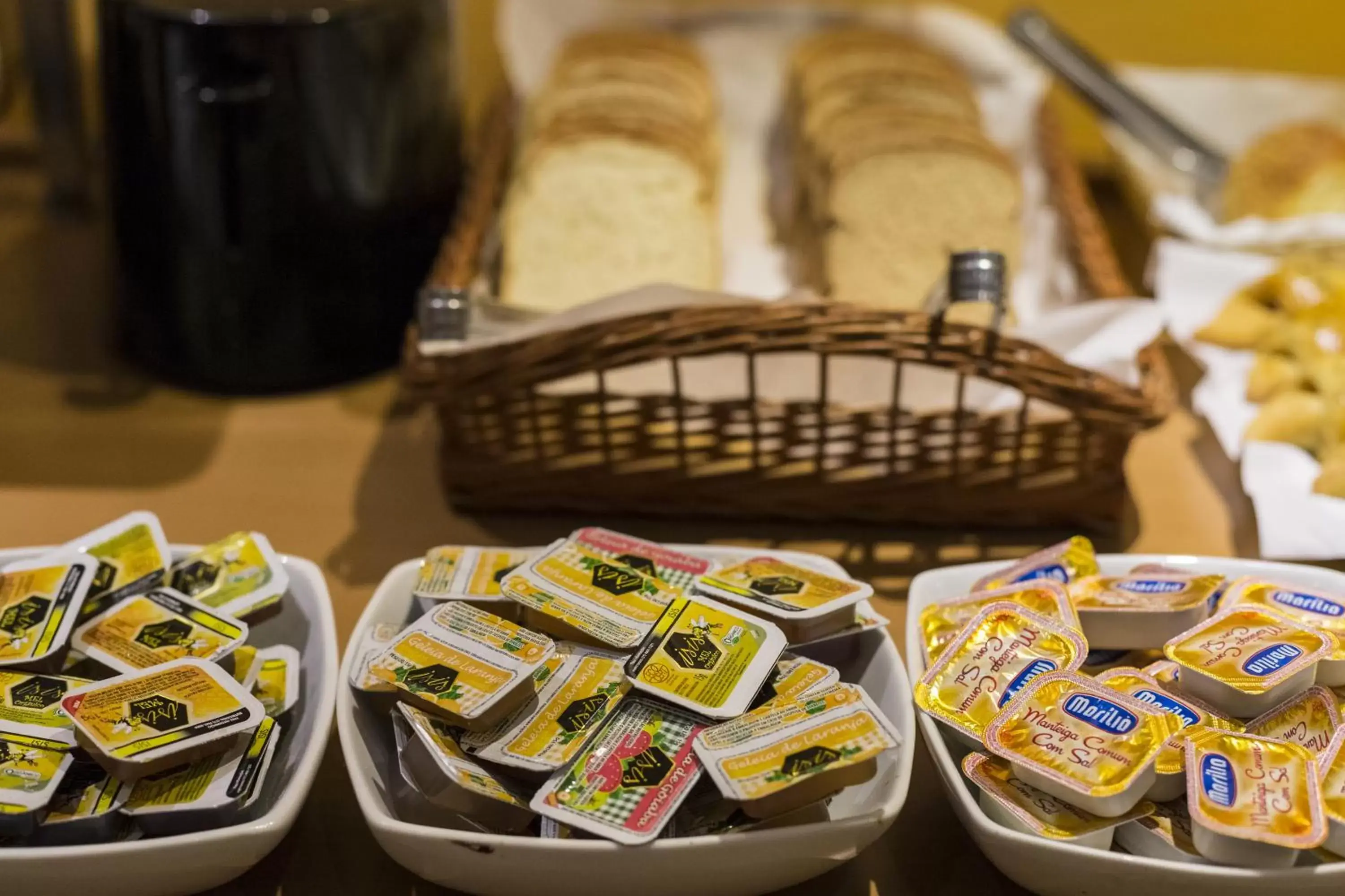 Food in Pompeu Rio Hotel