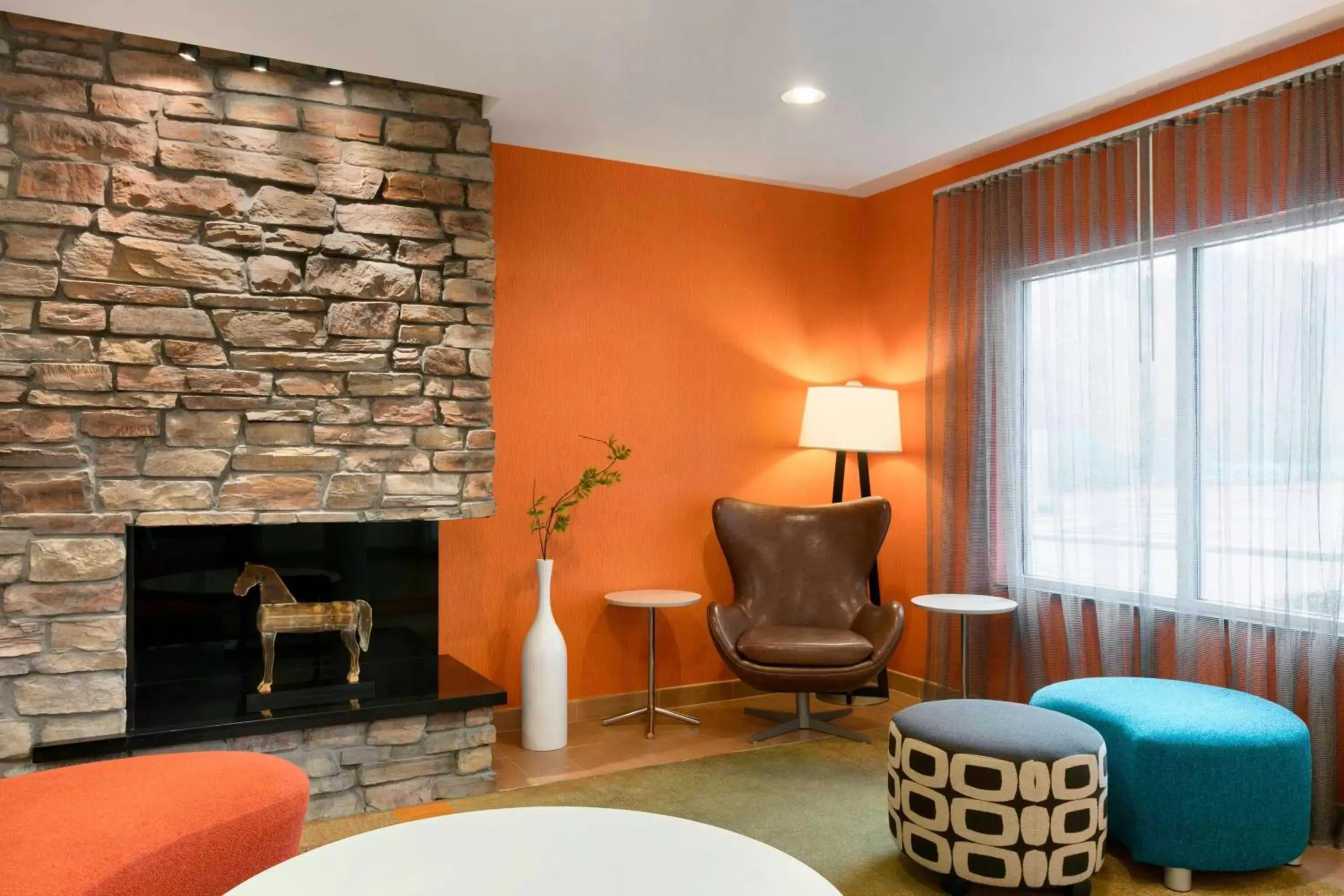 Lobby or reception, Seating Area in Fairfield Inn & Suites by Marriott Smithfield