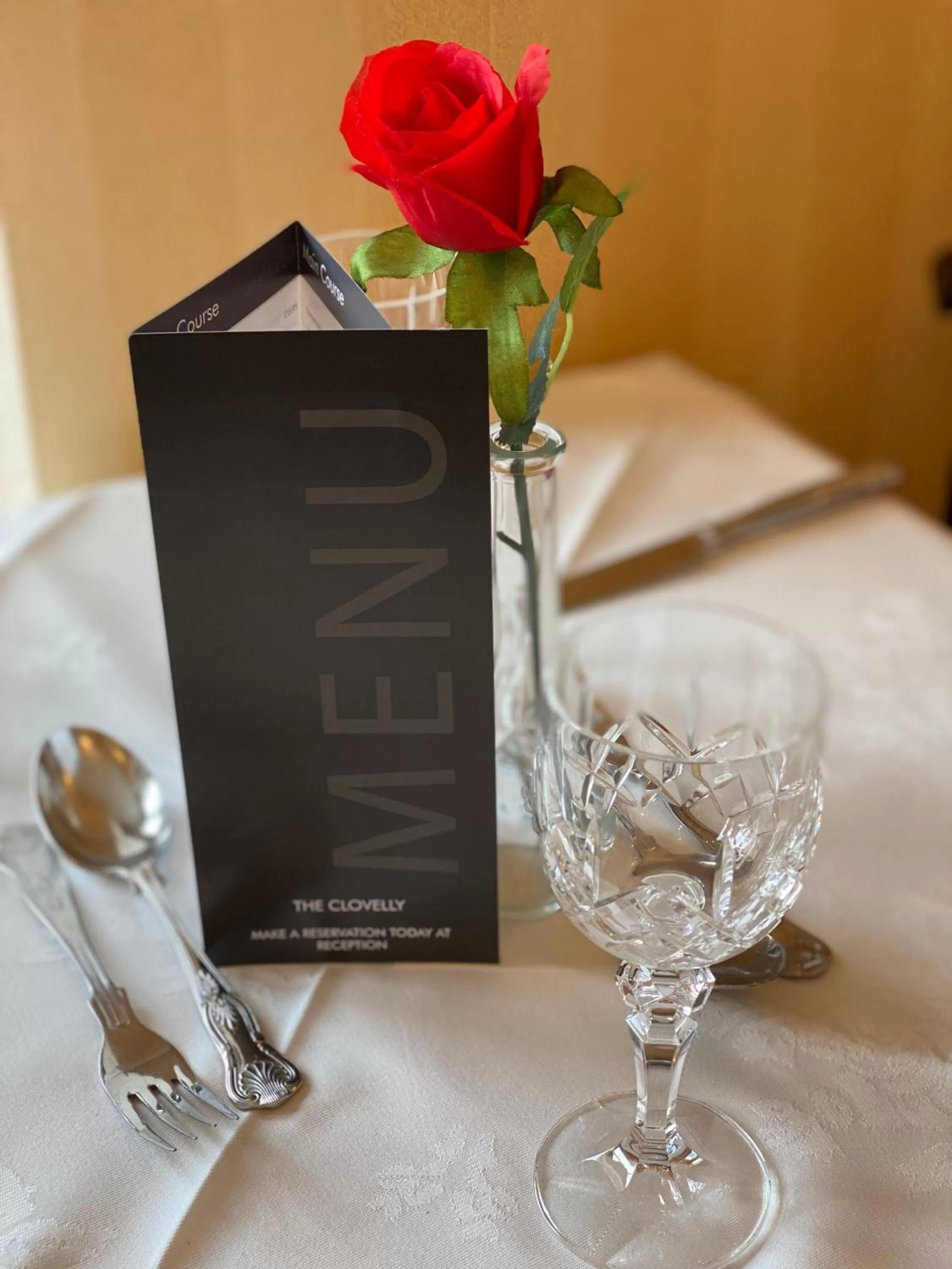 Food and drinks, Bed in The Clovelly