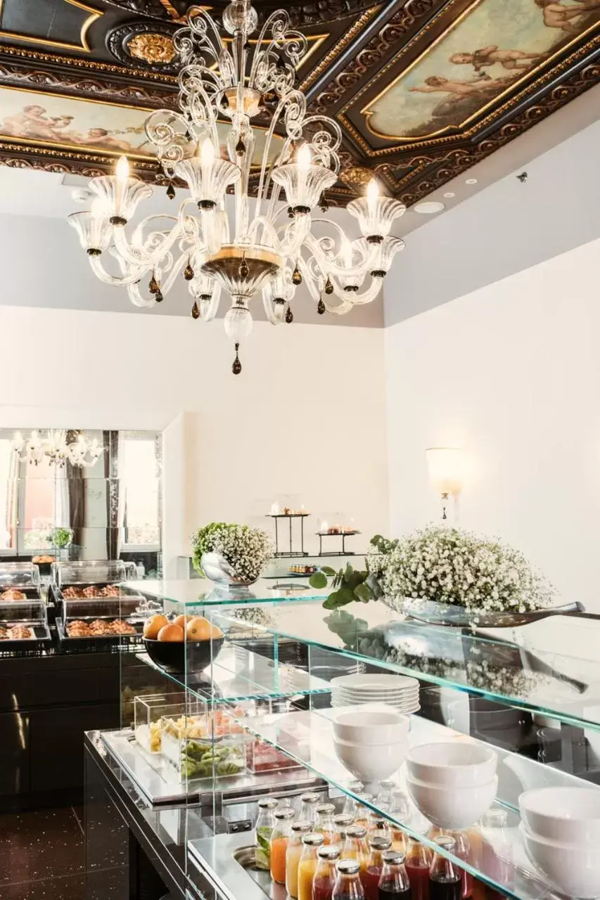 Restaurant/places to eat in Palazzo Barocci Restaurant/places to eat in Palazzo Barocci