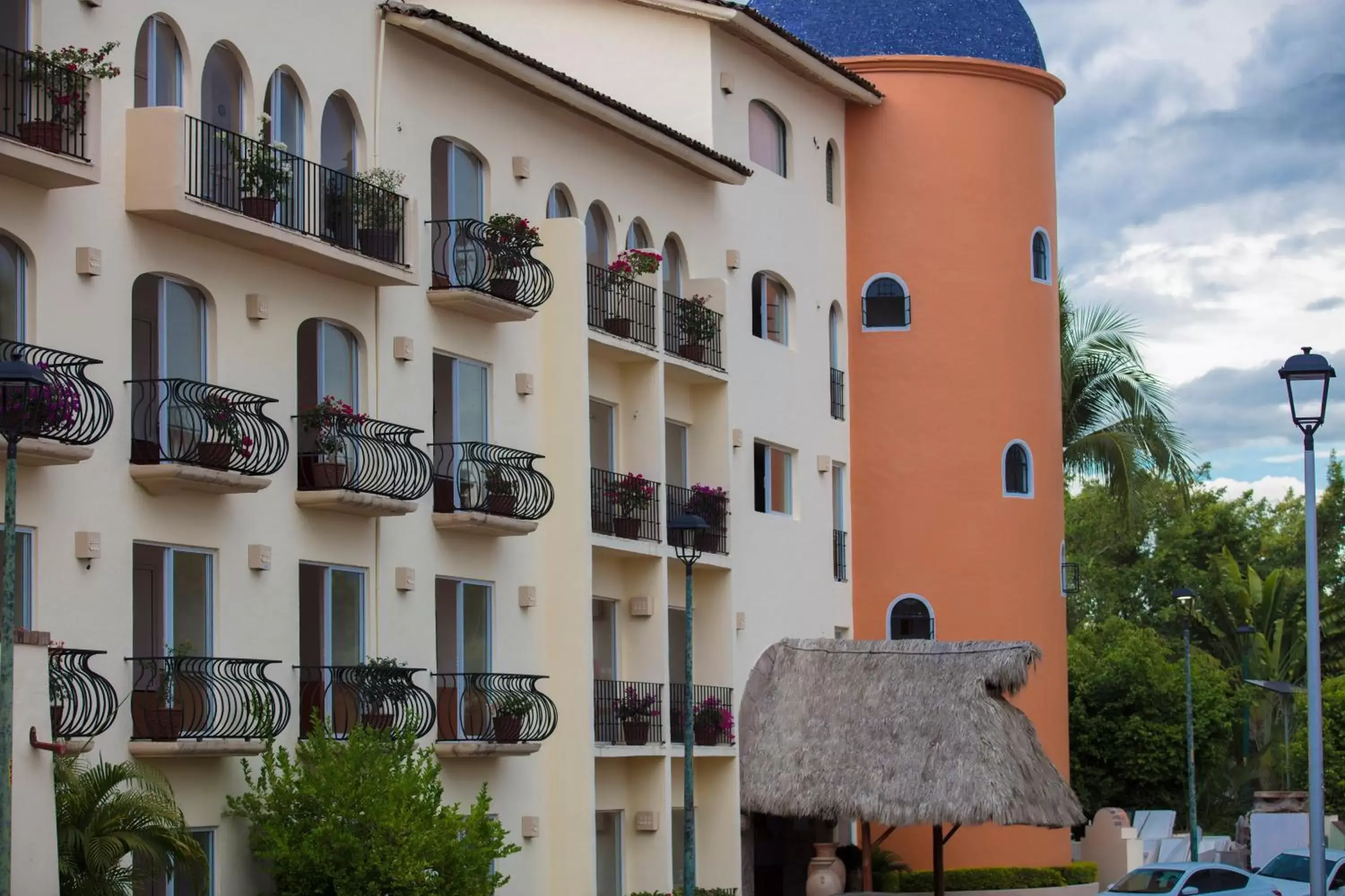 Facade/entrance, Property Building in Flamingo Vallarta Hotel & Marina