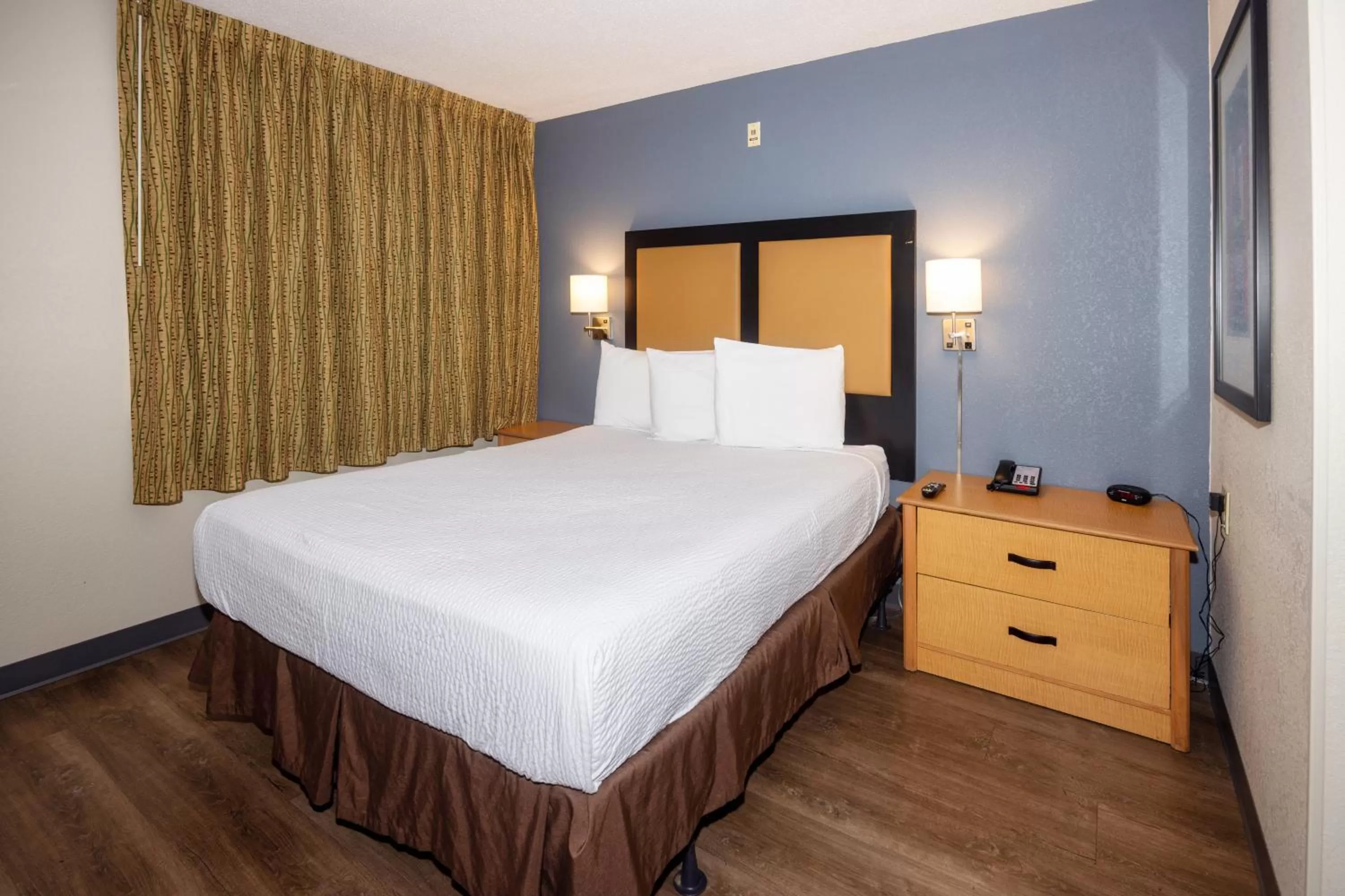Deluxe Studio with 1 Queen Bed - Non-Smoking in TownePlace Suites by Marriott Annapolis