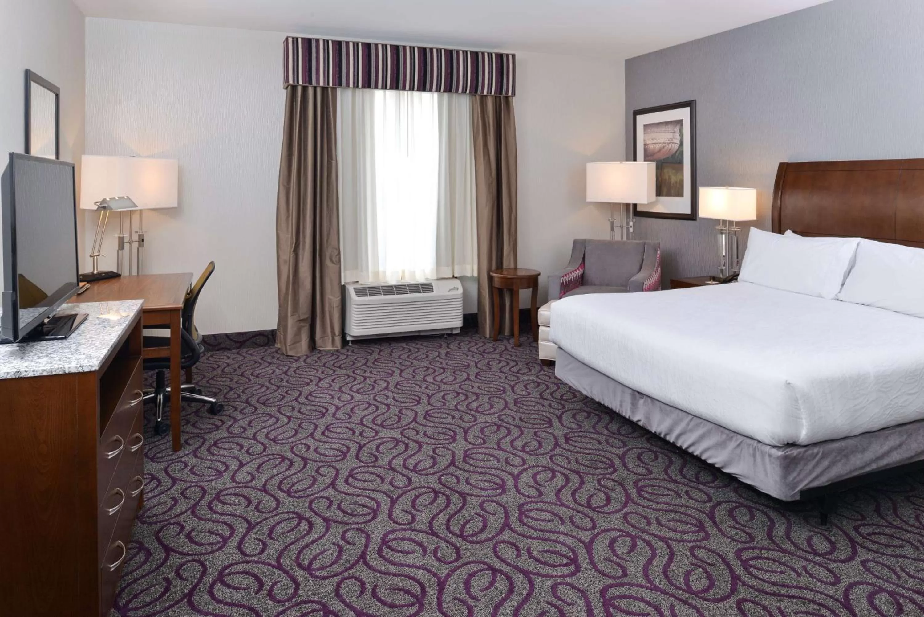 Bed in Hilton Garden Inn Hobbs