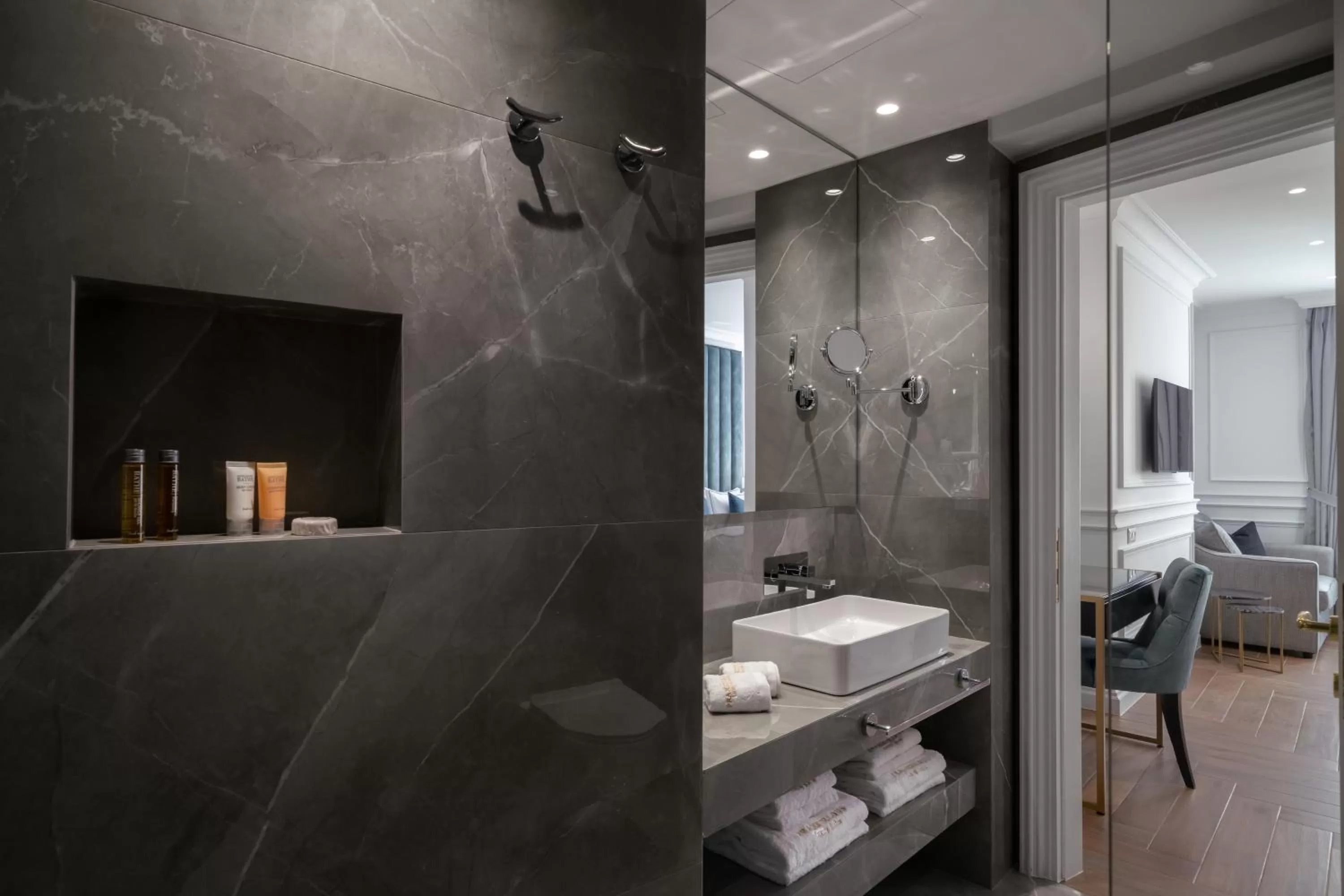 Shower in Praxitelous Luxury Suites