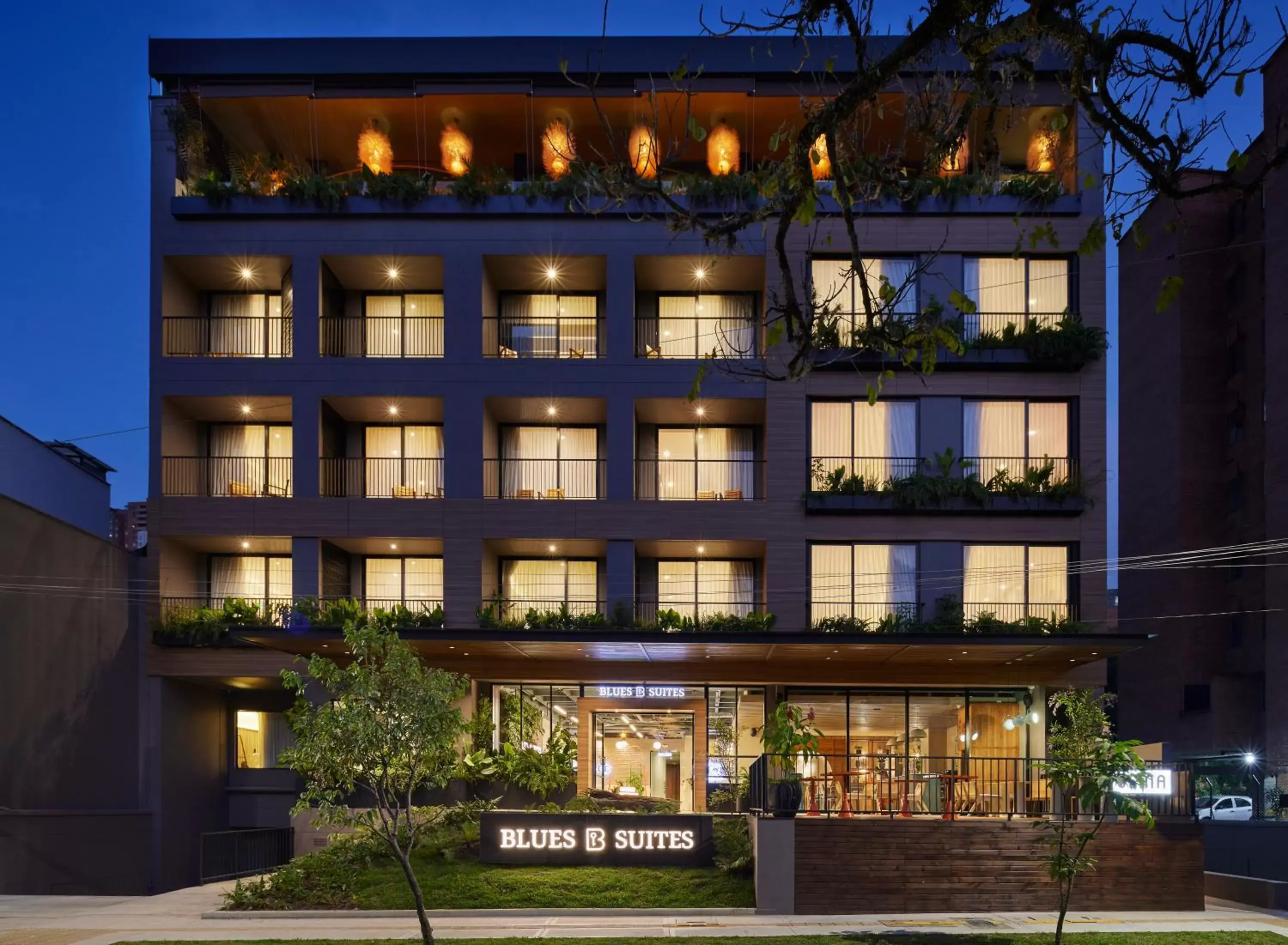 Property building in Blues Suites Medellín Property building in Blues Suites Medellín