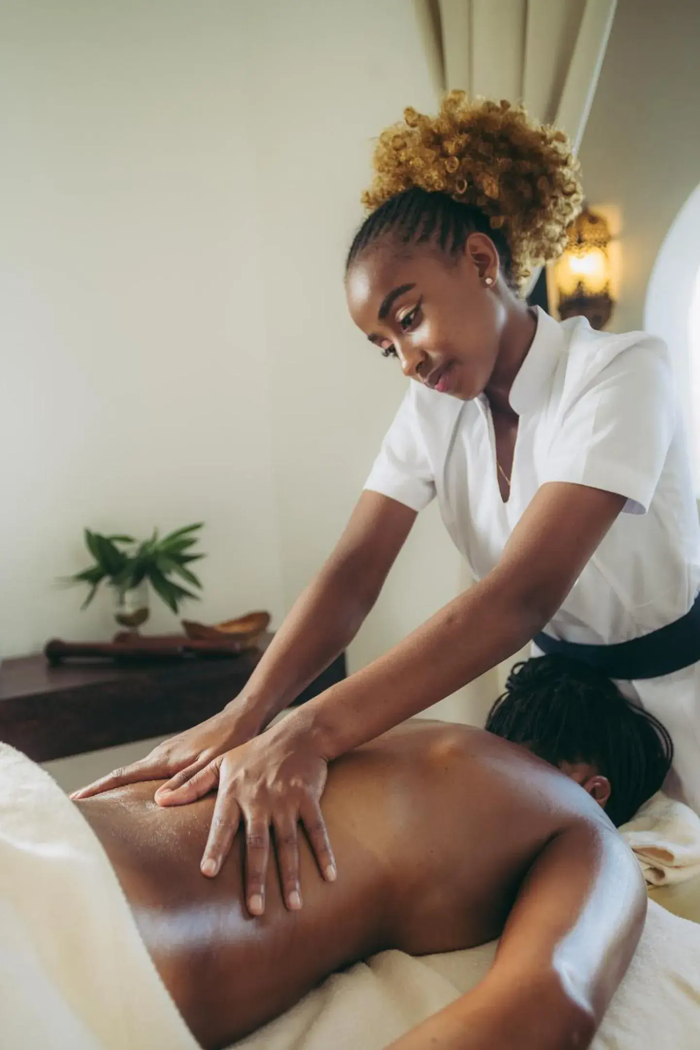 Massage in Swahili Beach