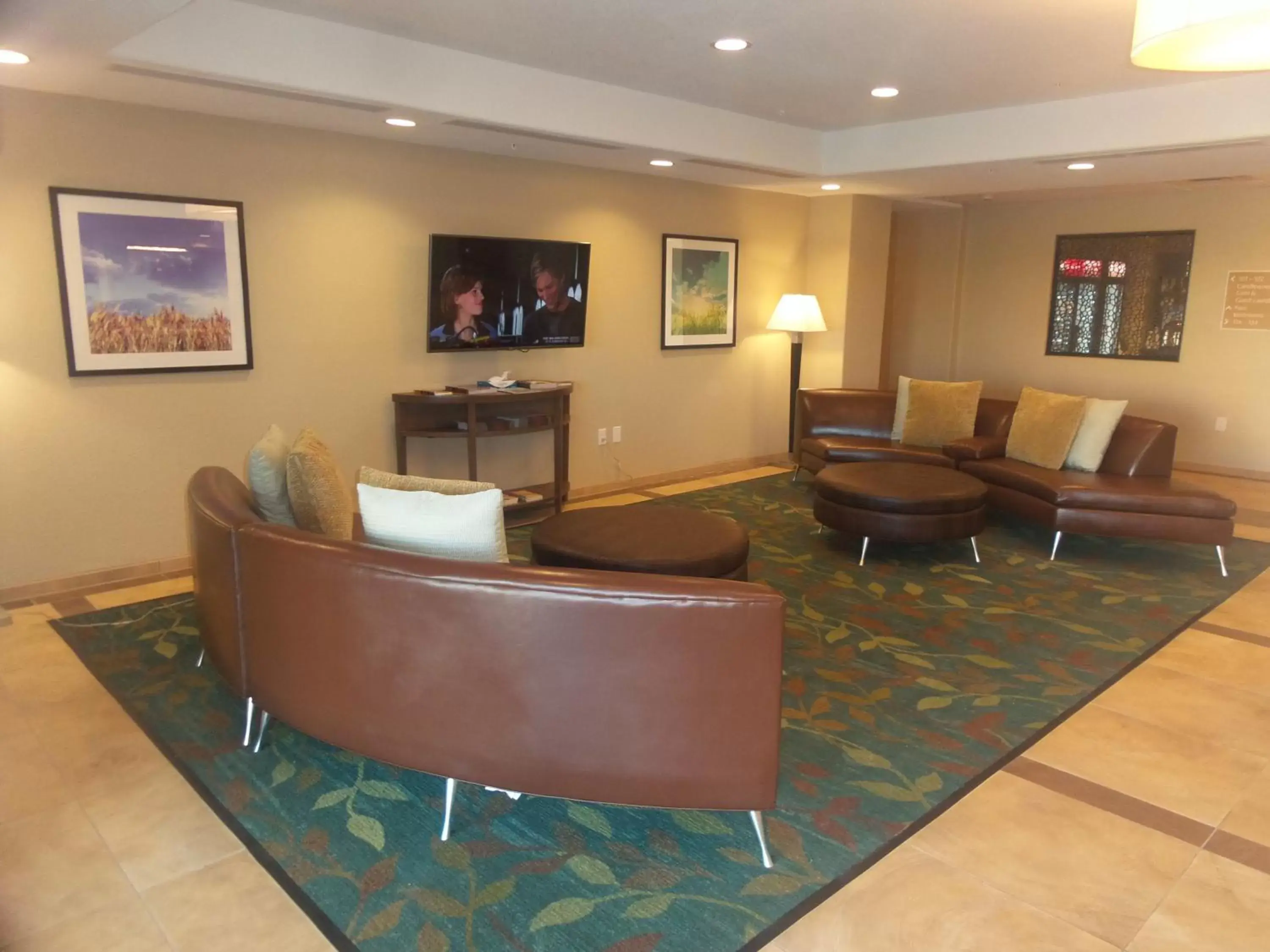Property building, Lobby/Reception in Candlewood Suites Cotulla, an IHG Hotel