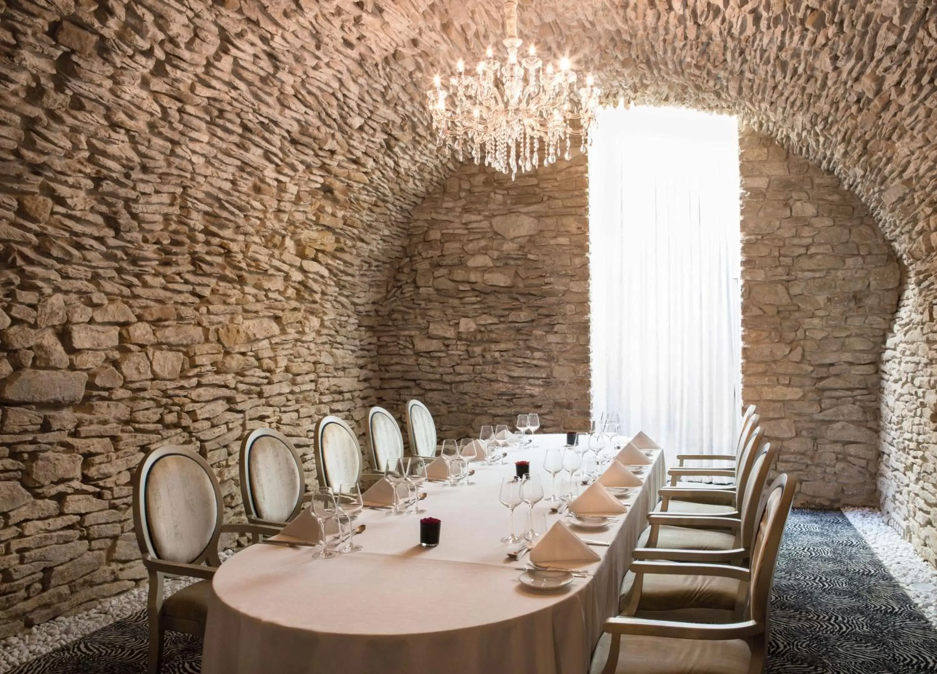 Banquet/Function facilities, Restaurant/Places to Eat in Hotel Le Place d'Armes