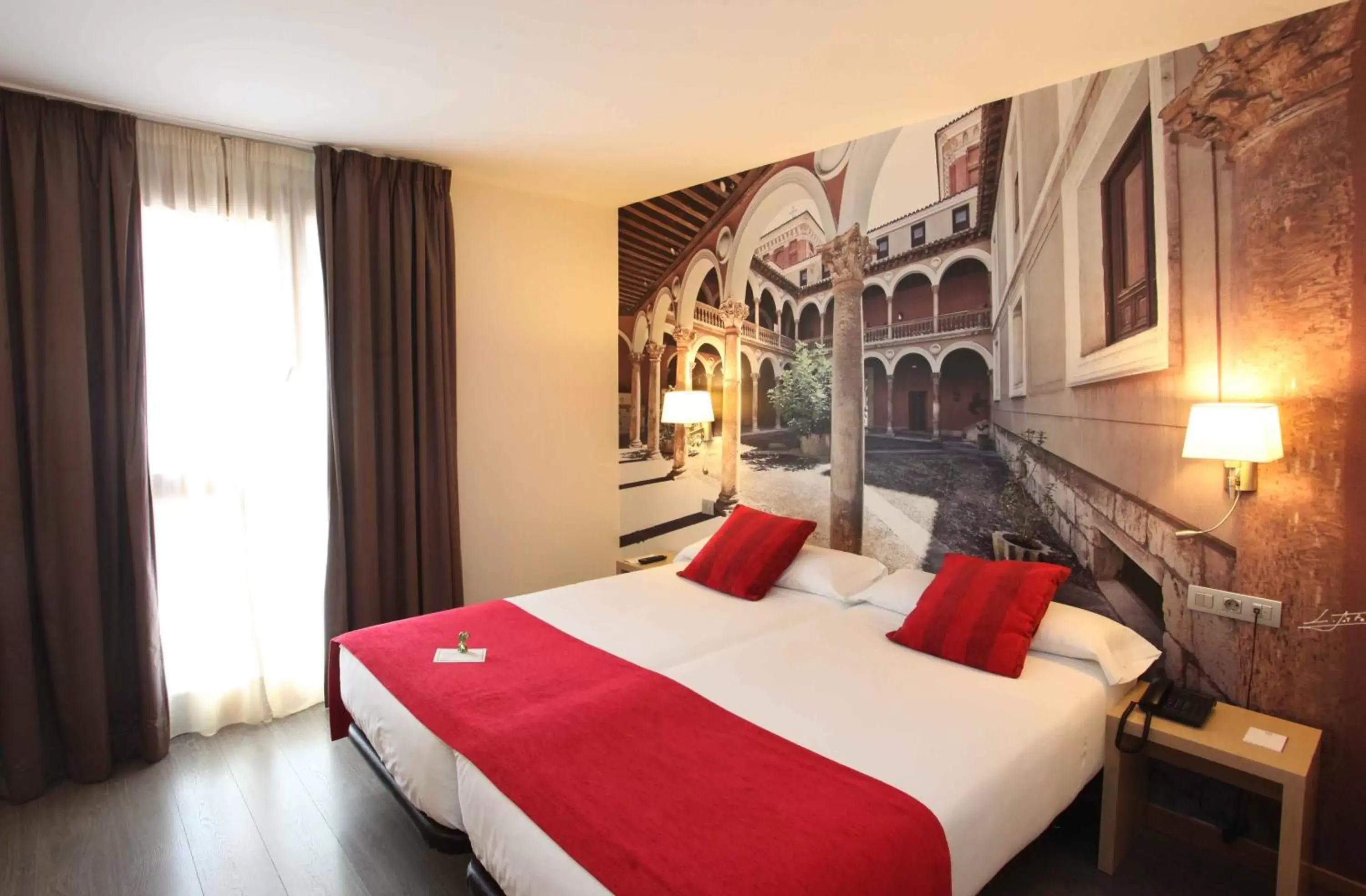 Photo of the whole room, Bed in ELE Enara Boutique Hotel